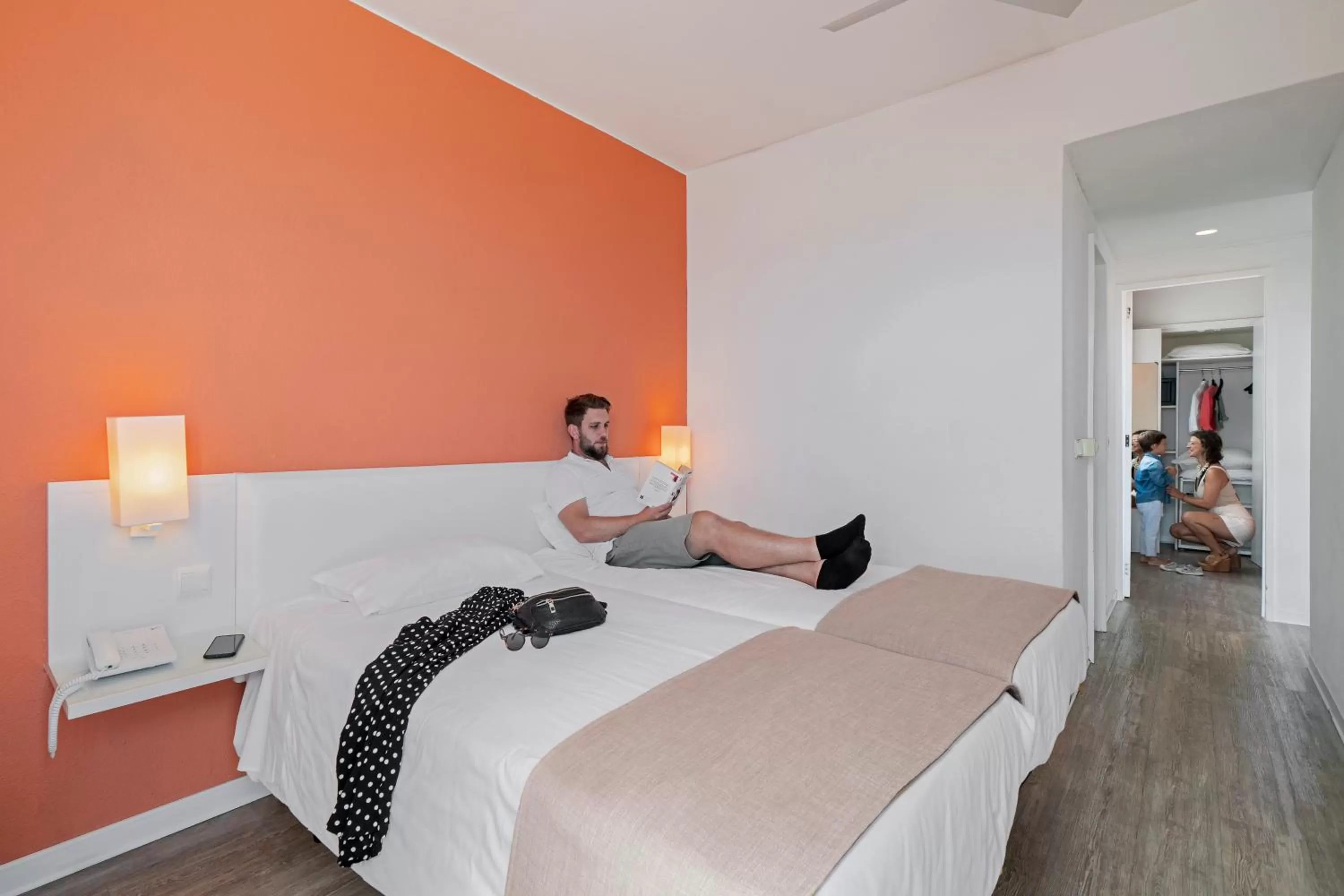 Bedroom in Dorisol Estrelicia Hotel