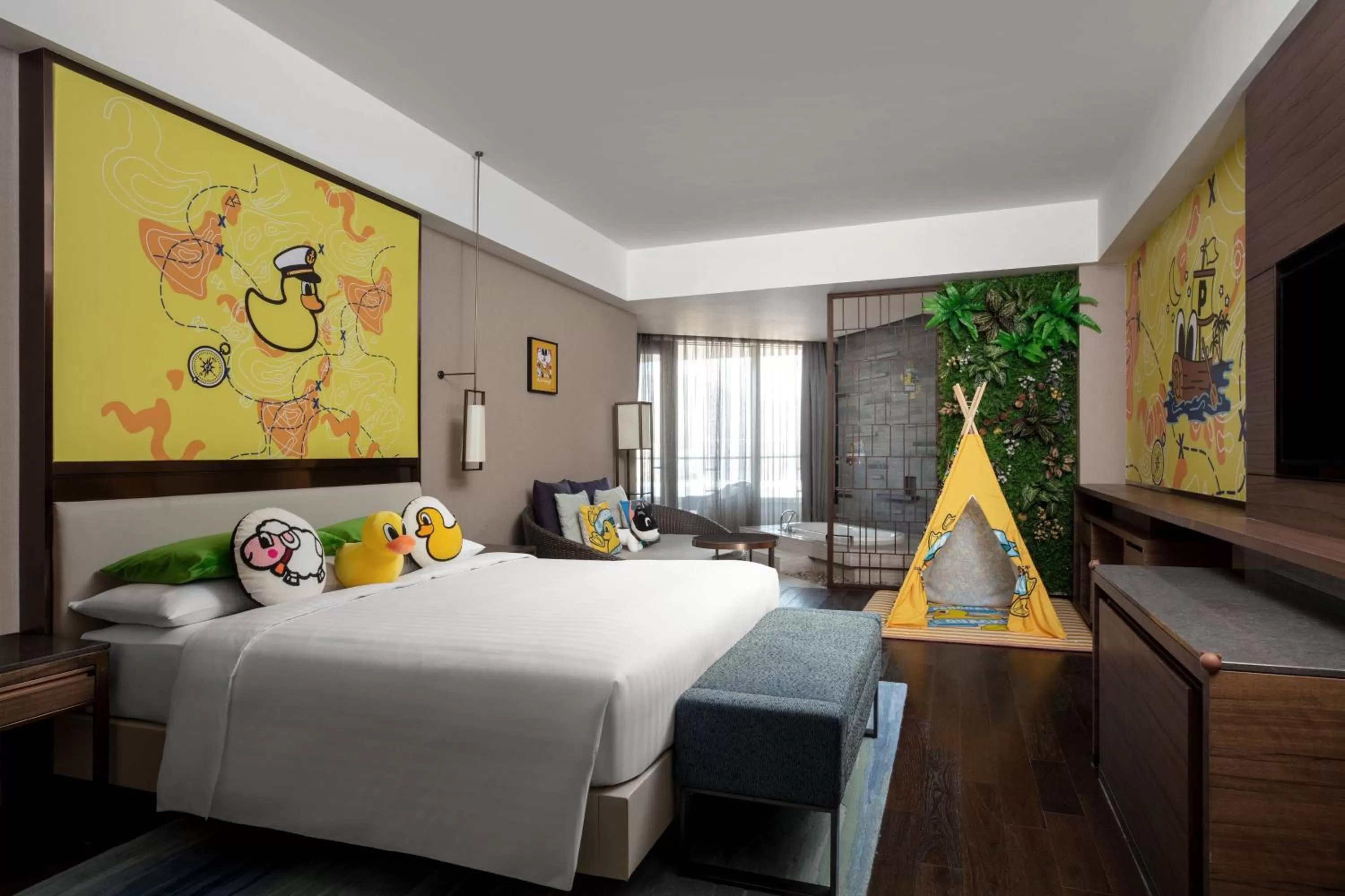 Photo of the whole room, Bed in Beijing Marriott Hotel Changping