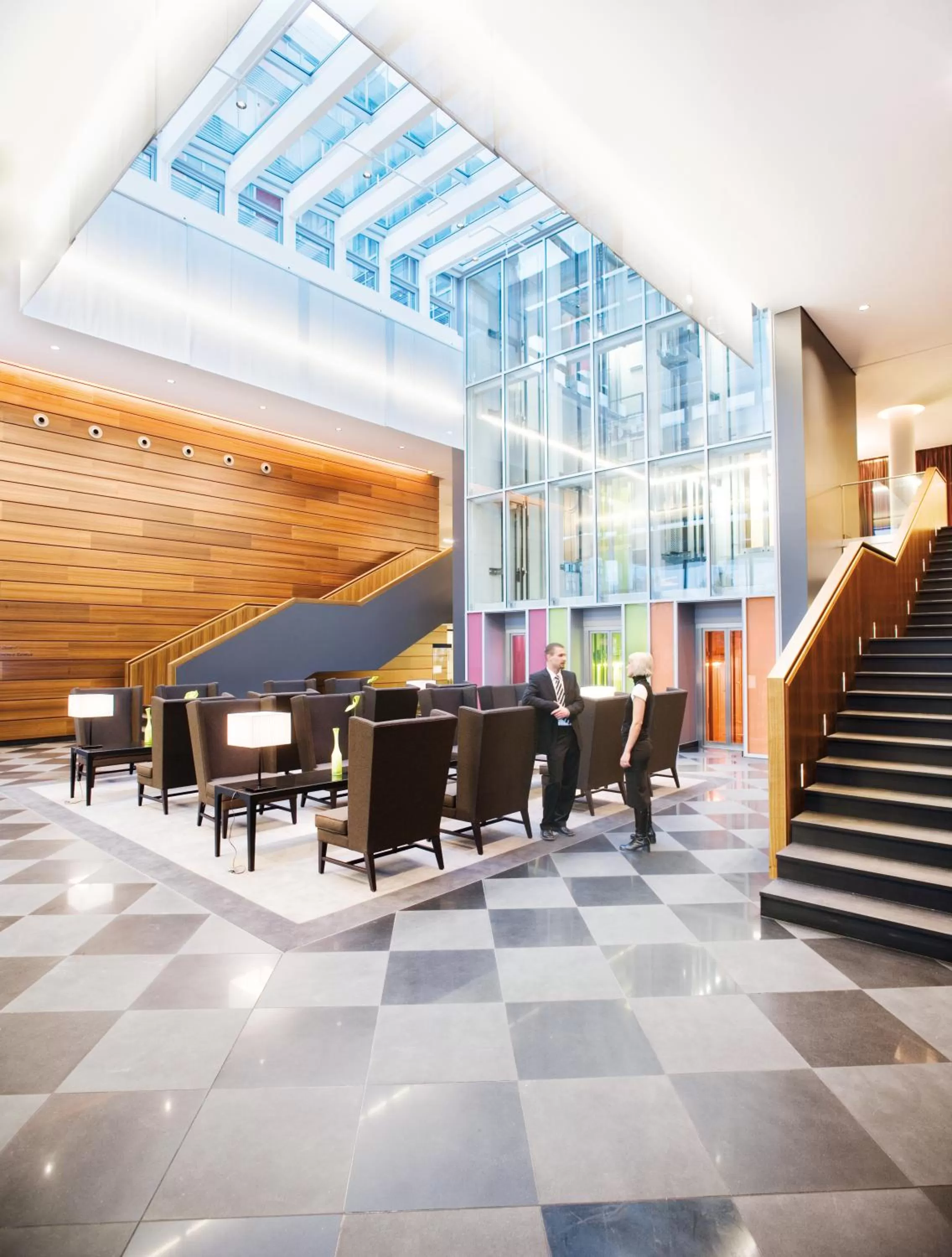 Lobby or reception in Mövenpick Hotel Stuttgart Airport