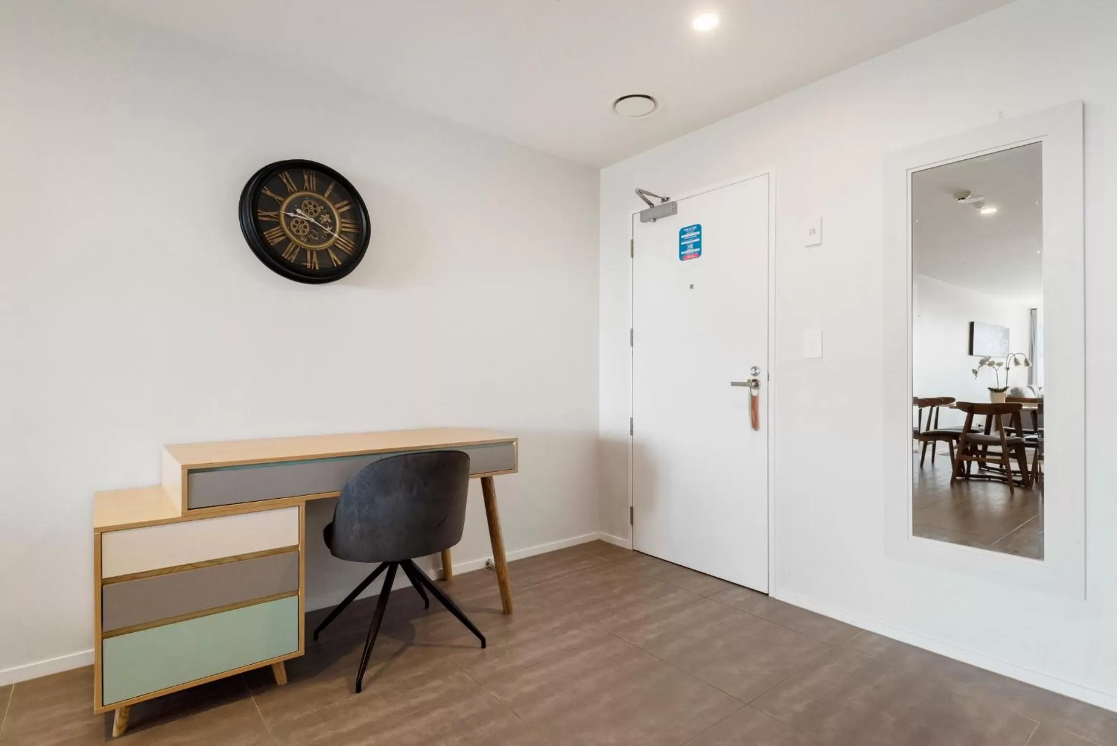 Dining area in FERNZ Motel & Apartments Birkenhead