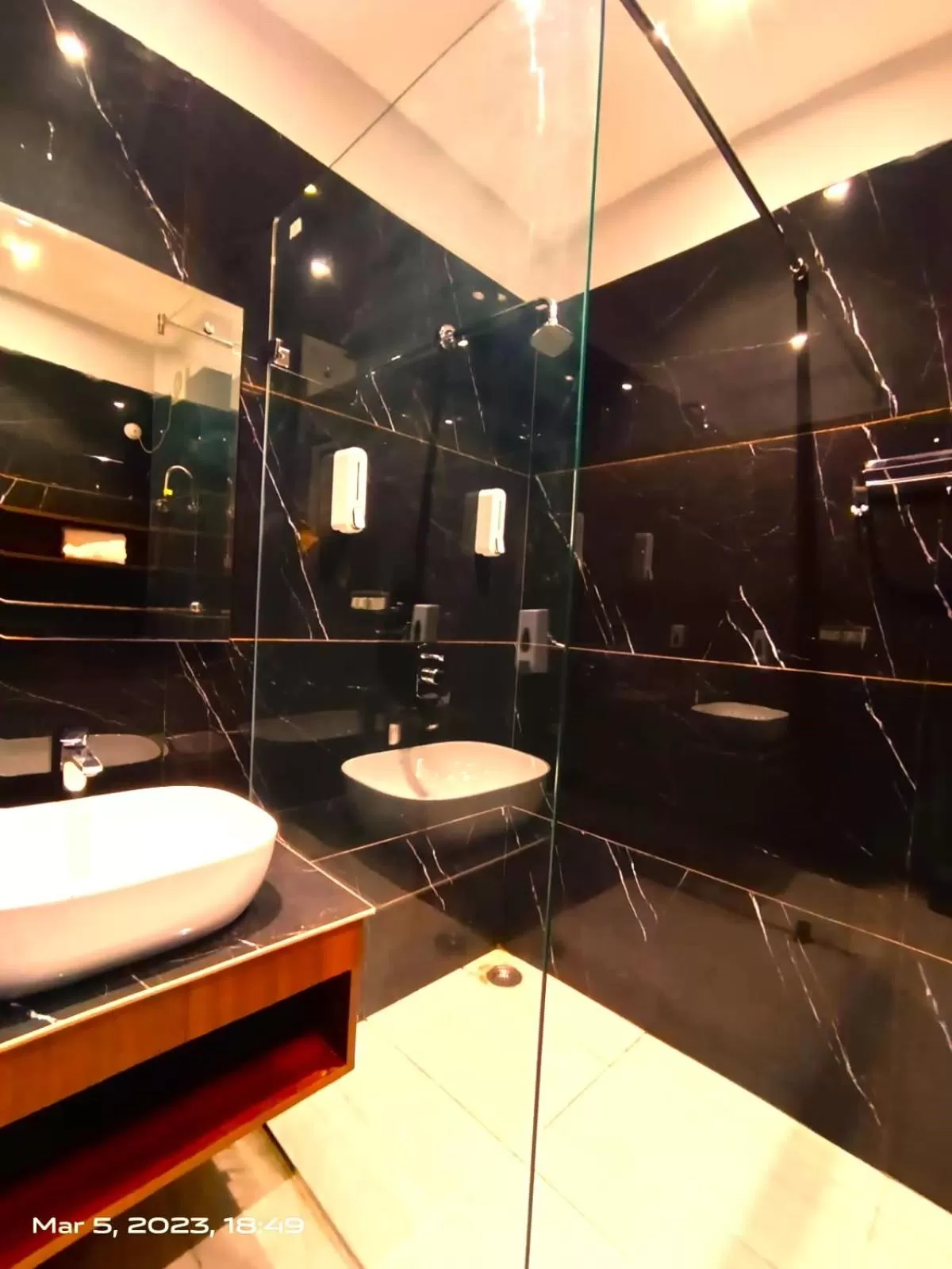Shower, Bathroom in RONTA WORLD HOTELS
