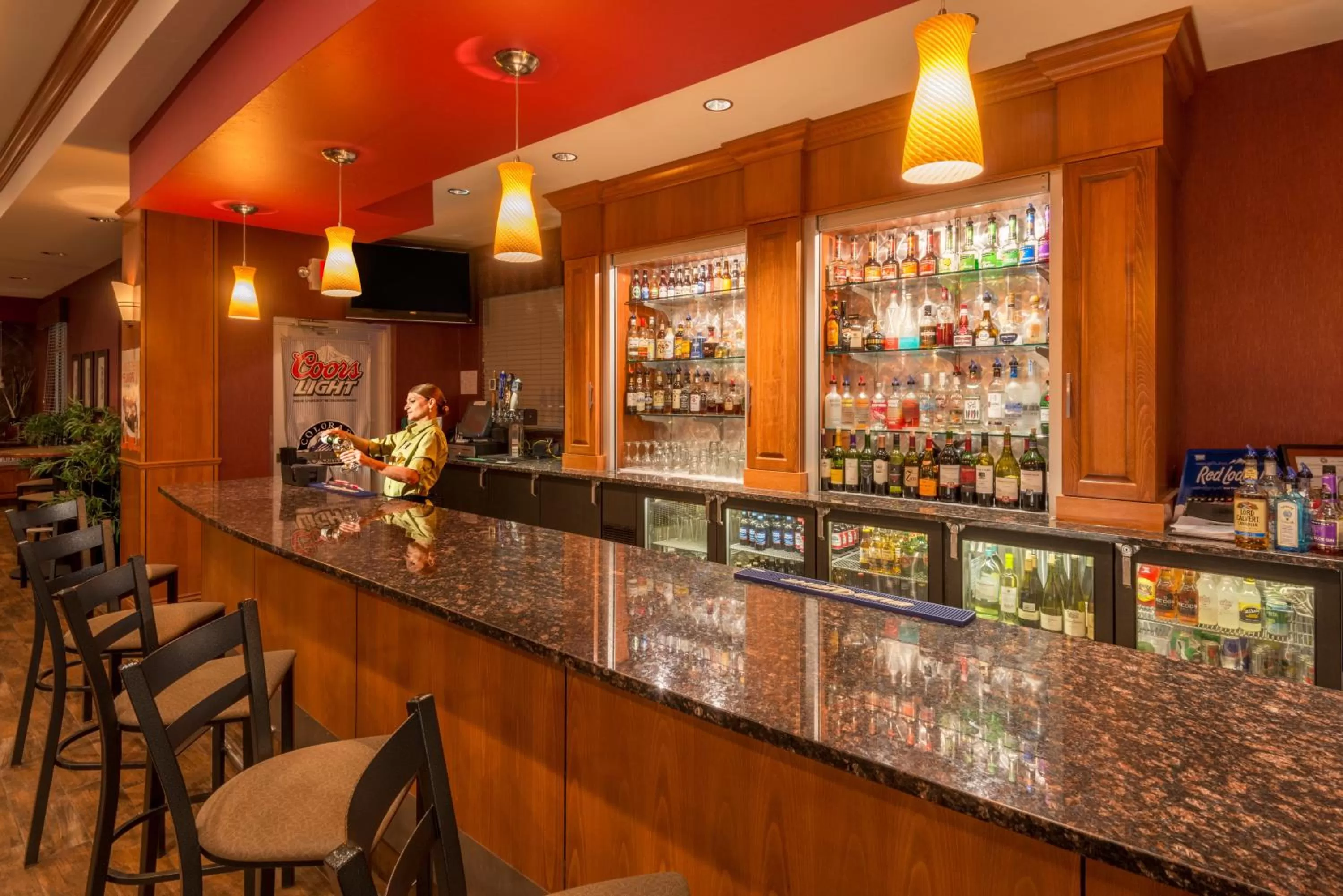 Lounge or bar in Holiday Inn Casper East-Medical Center by IHG