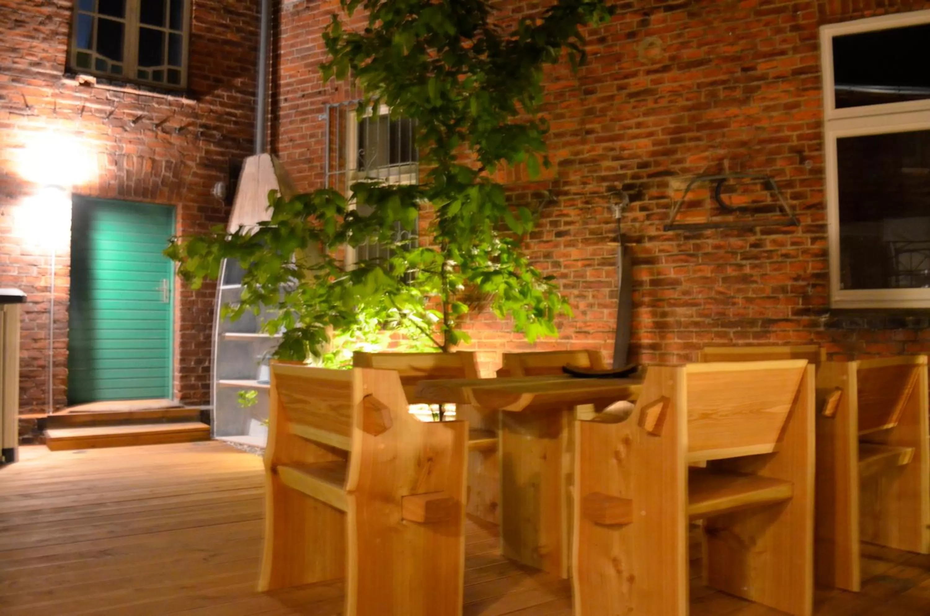 Balcony/Terrace, Lounge/Bar in Apartment-Hotel Schillerplatz