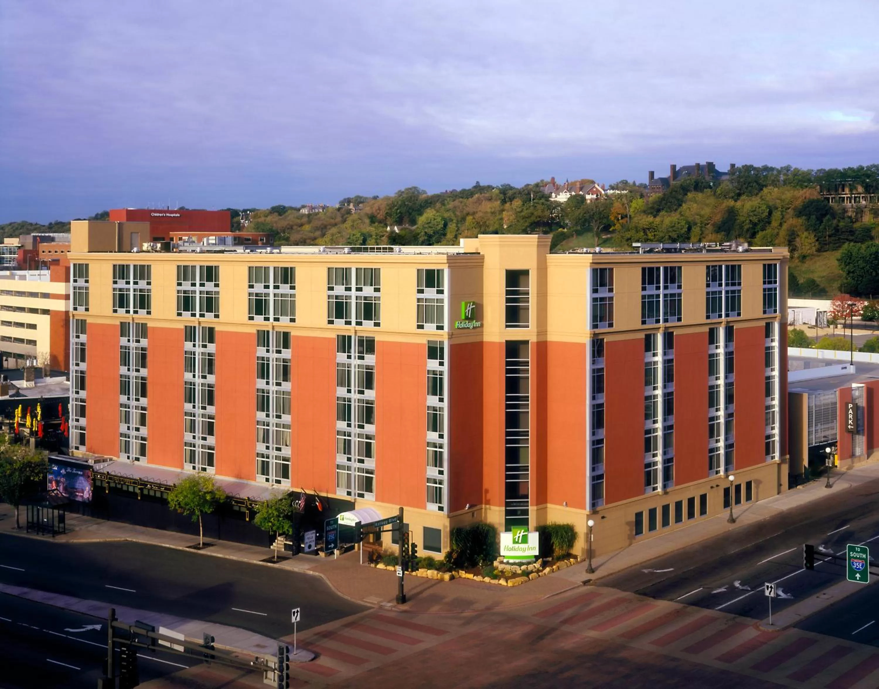 Property building in Holiday Inn St. Paul Downtown by IHG
