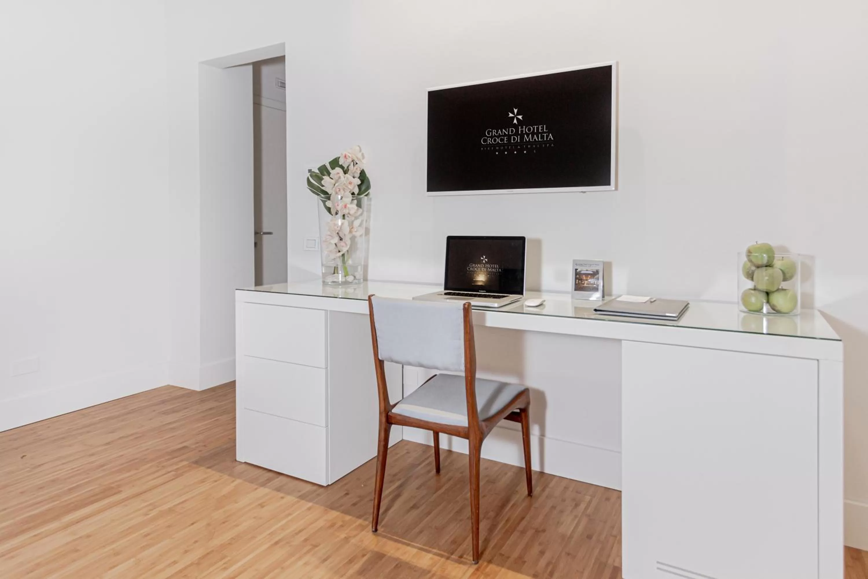 Seating area in Grand Hotel Croce Di Malta