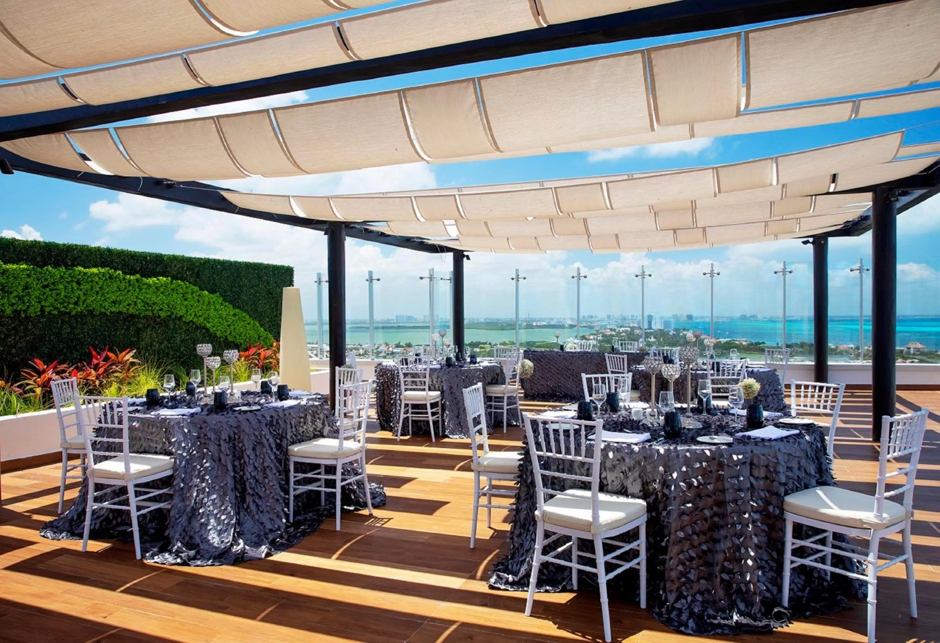 wedding in Royalton CHIC Cancun, An Autograph Collection All-Inclusive Resort - Adults Only