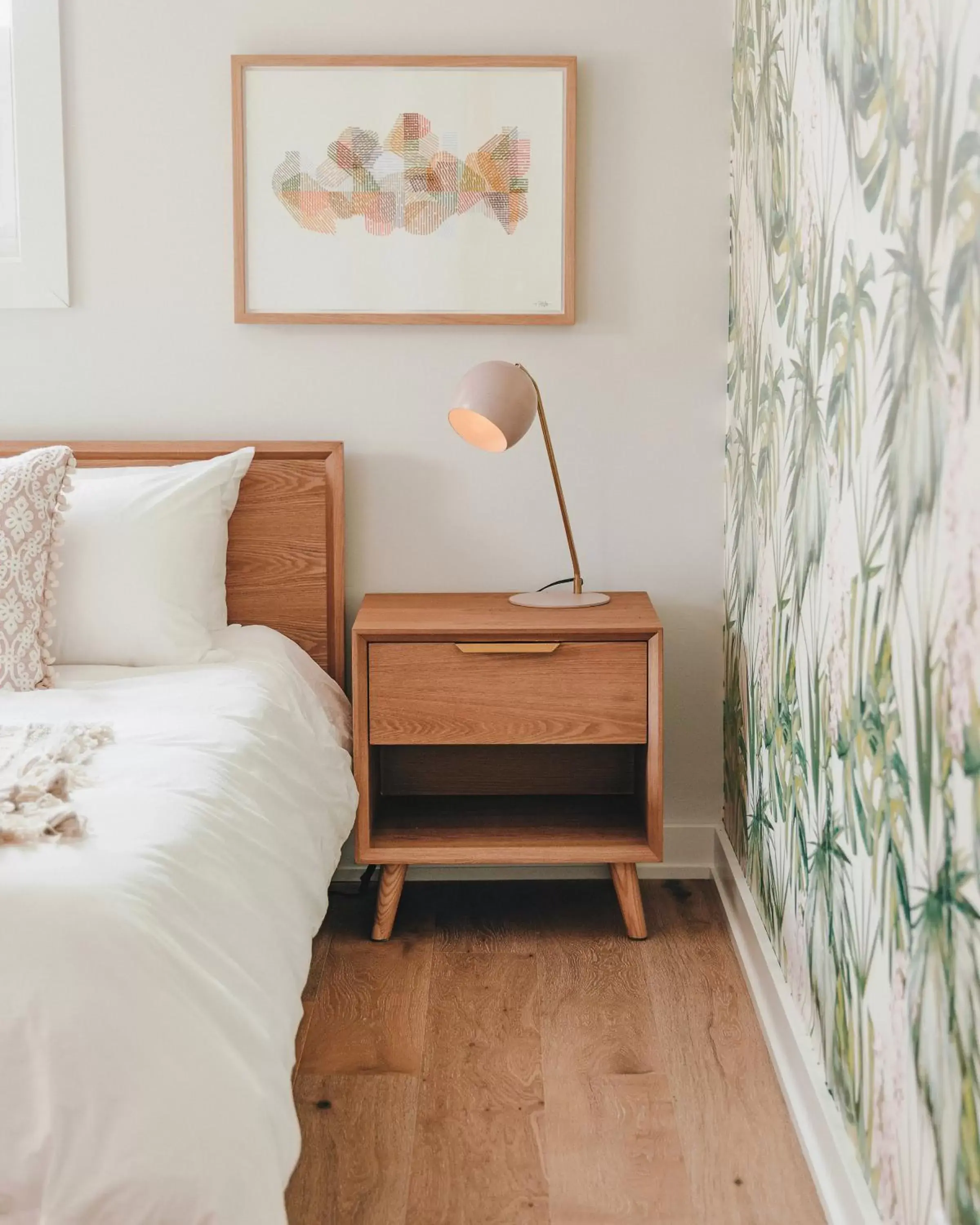 Deluxe King Suite in Penny's Motel Deluxe King Suite in Penny's Motel