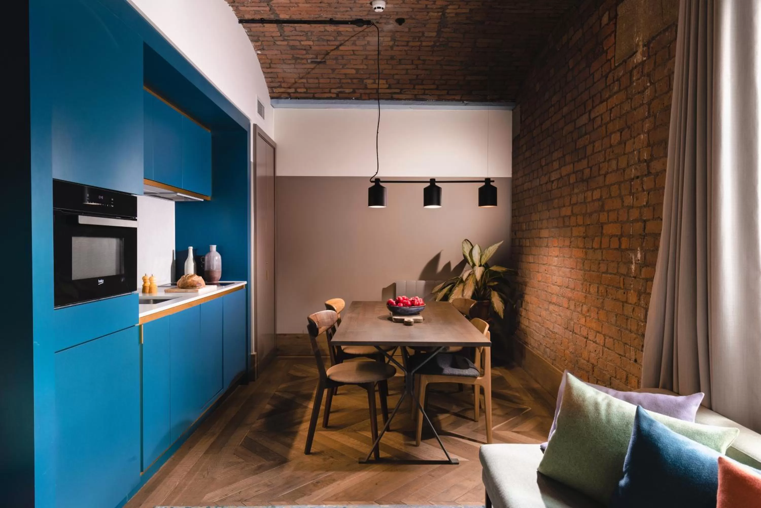 Kitchen or kitchenette in Native Manchester