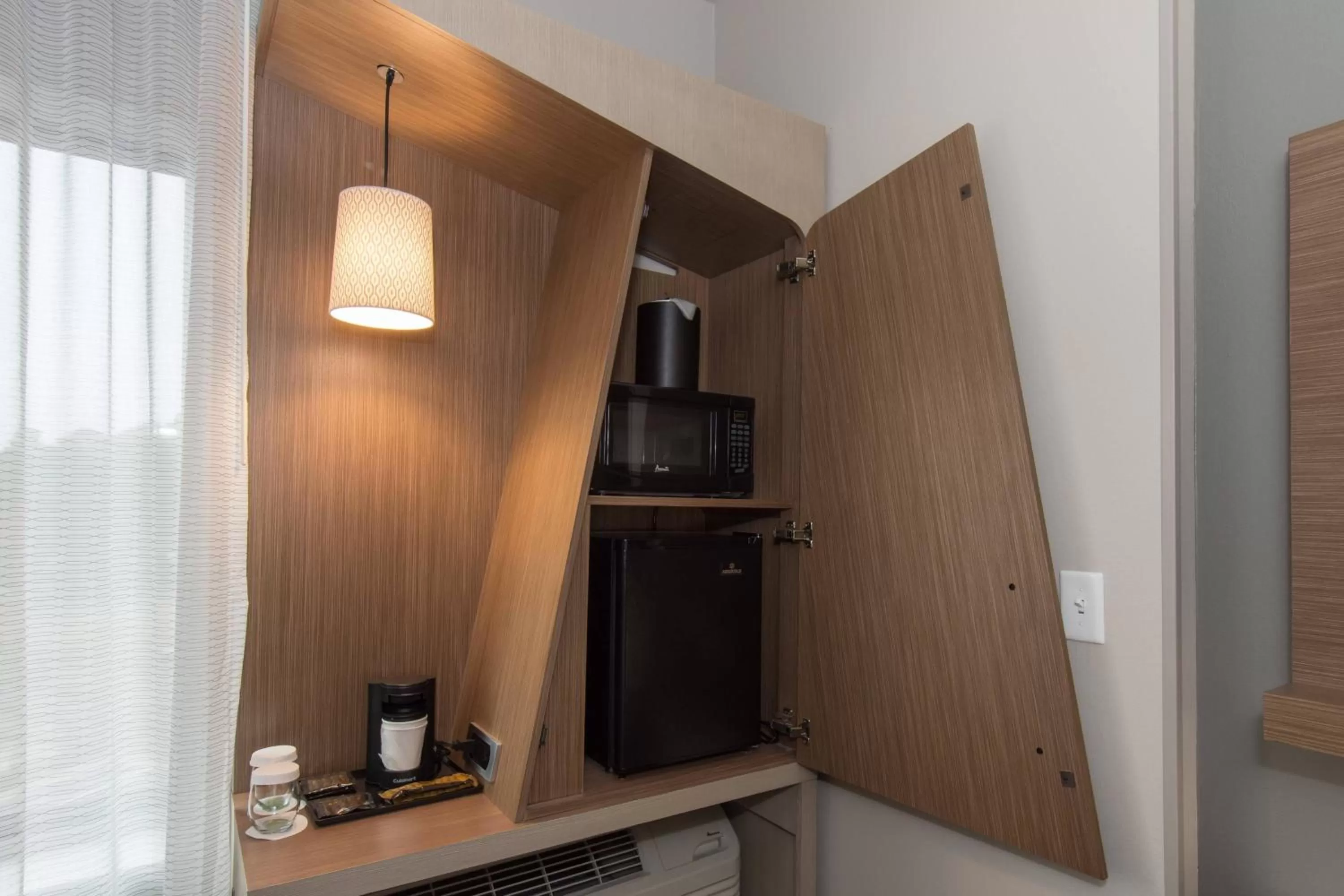 Photo of the whole room in Courtyard by Marriott Raleigh-Durham Airport/Brier Creek