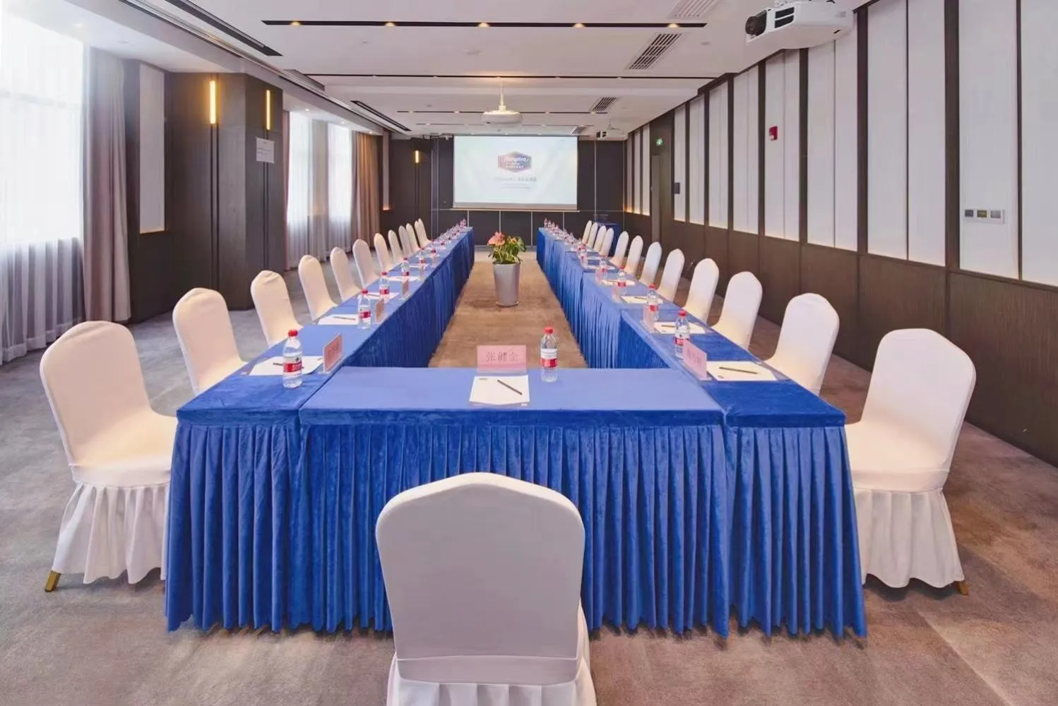 Meeting/conference room in Hampton by Hilton Shenzhen North Station