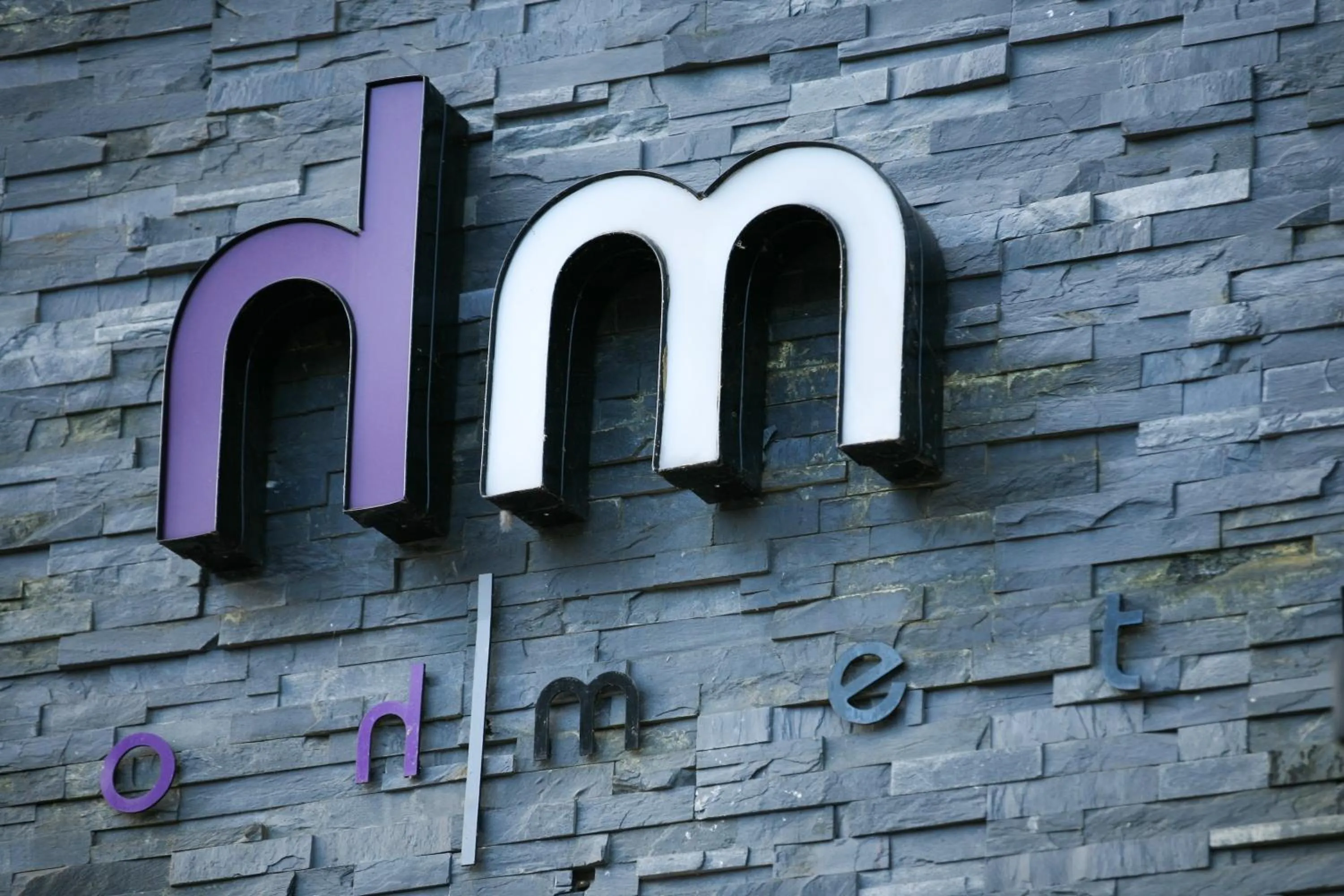 Facade/entrance in Hotel Metro