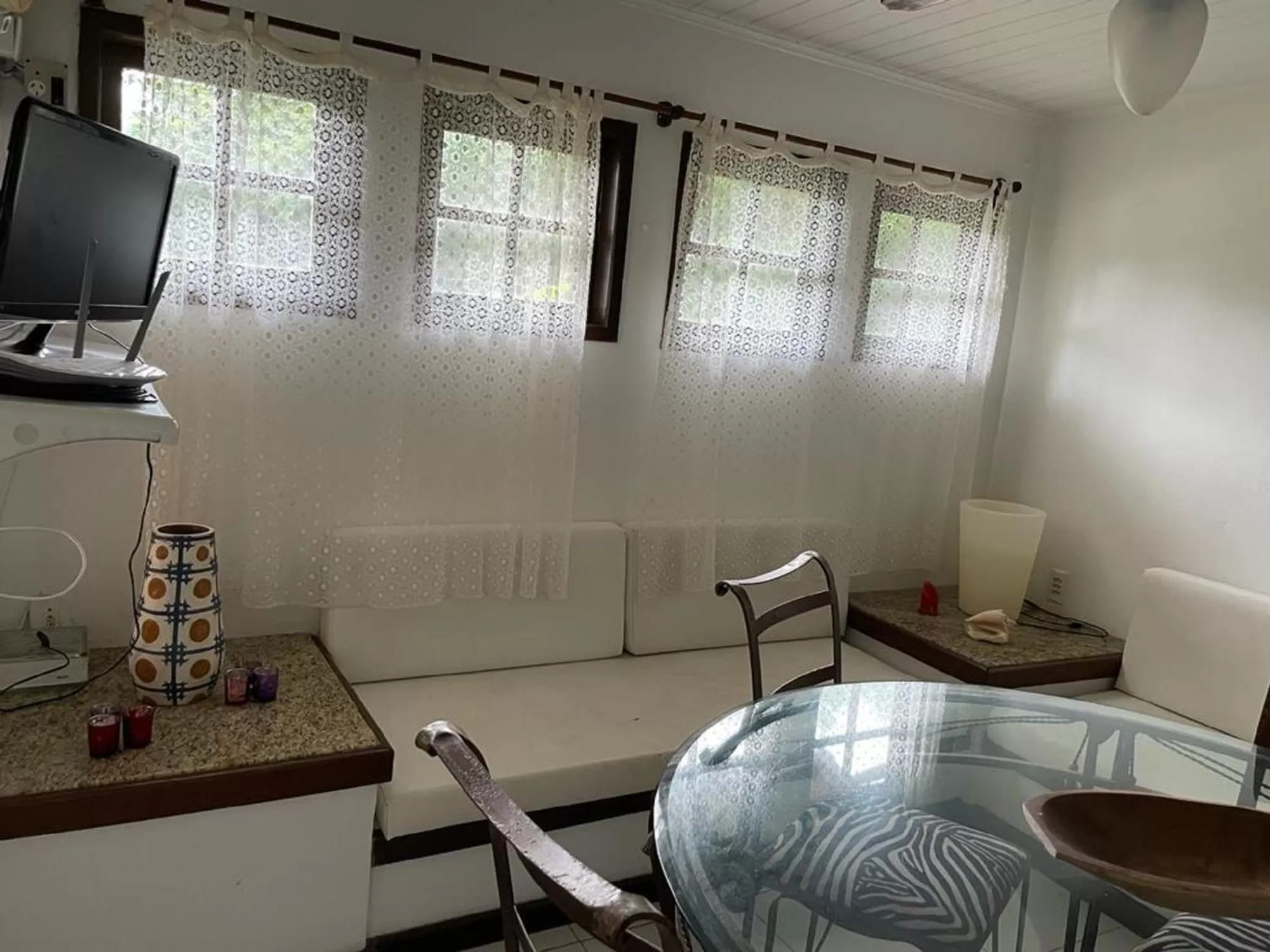 TV and multimedia in Pousada Saint Germain