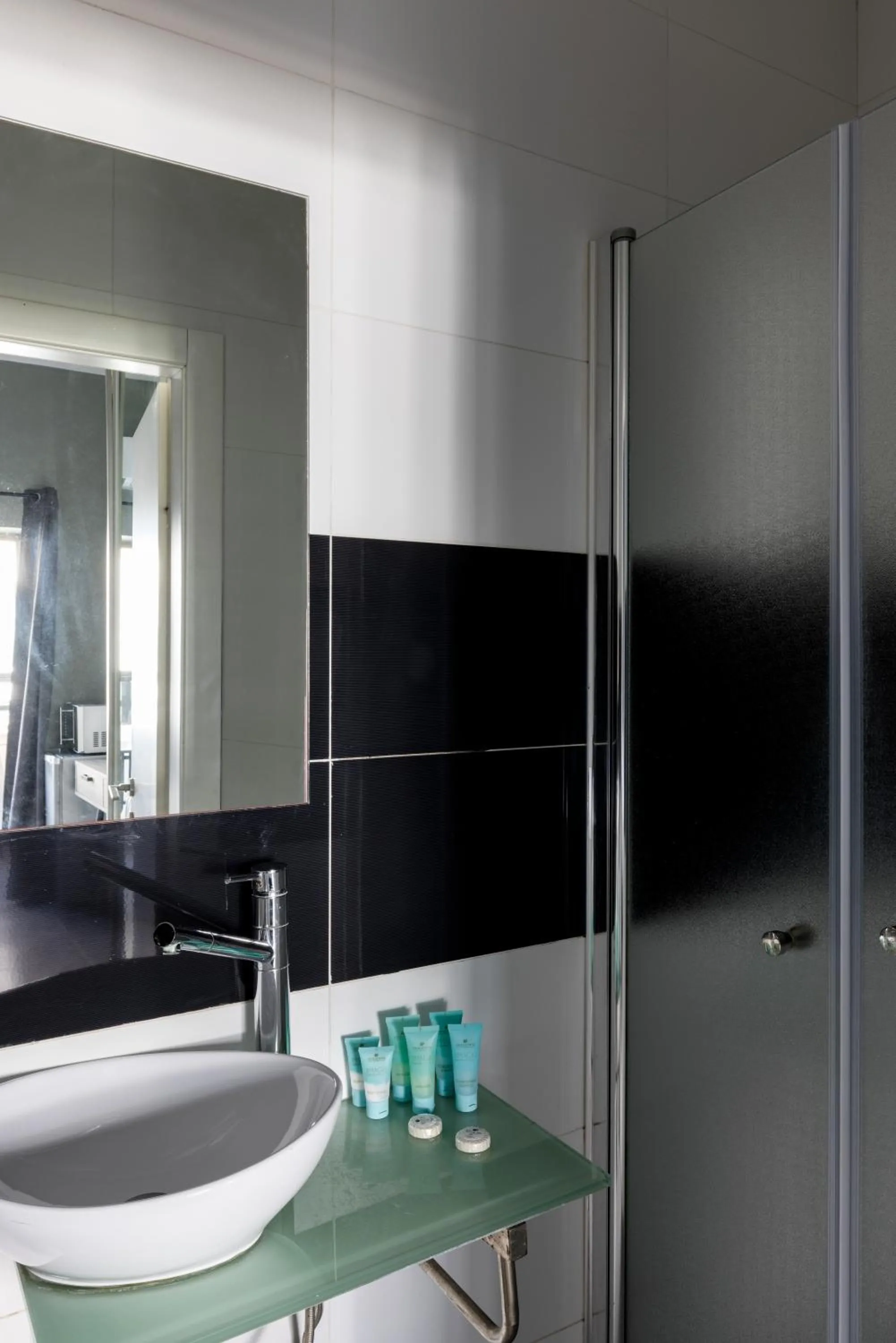 Bathroom in Liber Tel Aviv Sea Shore Suites BY RAPHAEL HOTELS