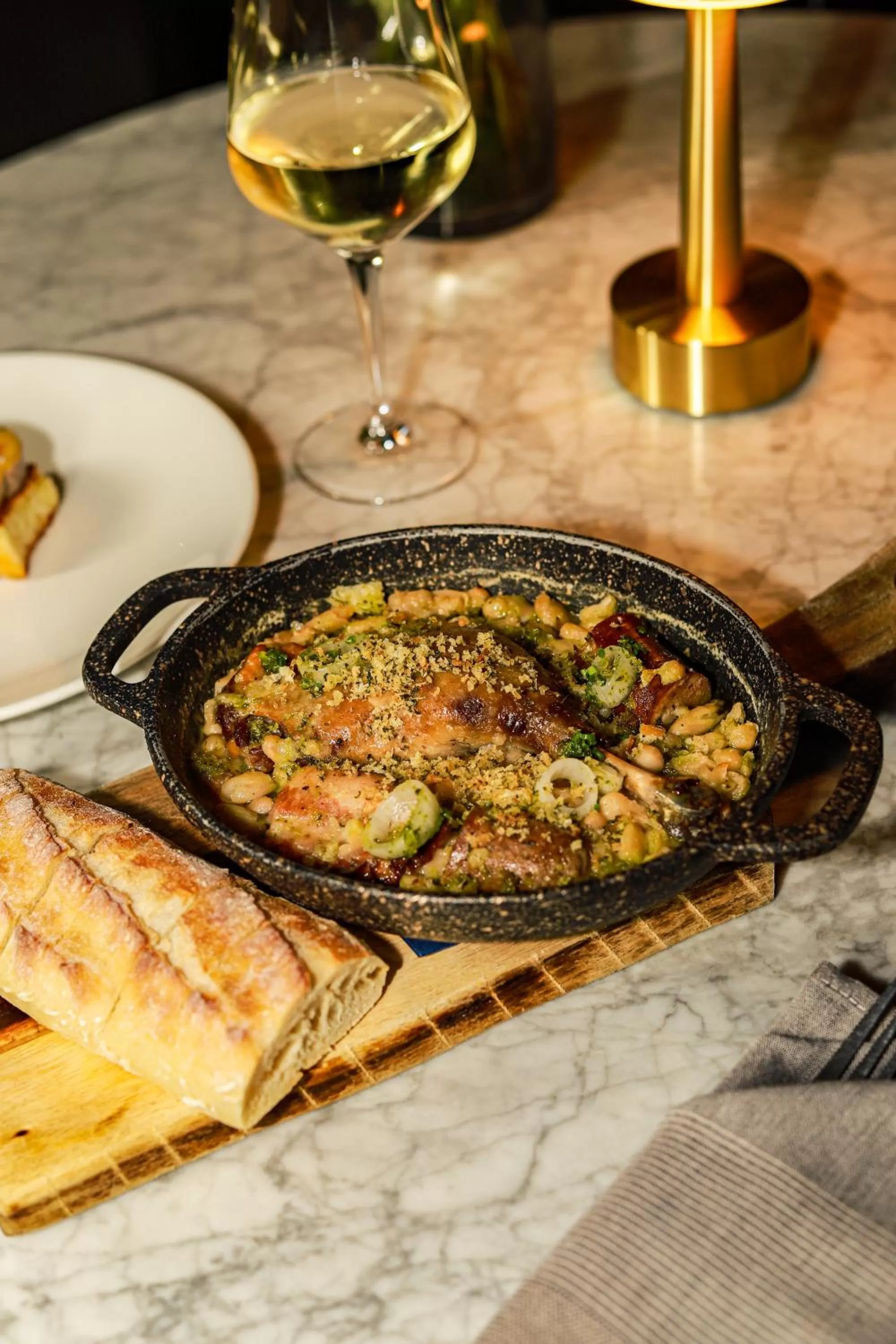 Restaurant/places to eat in Kimpton Banneker Hotel by IHG