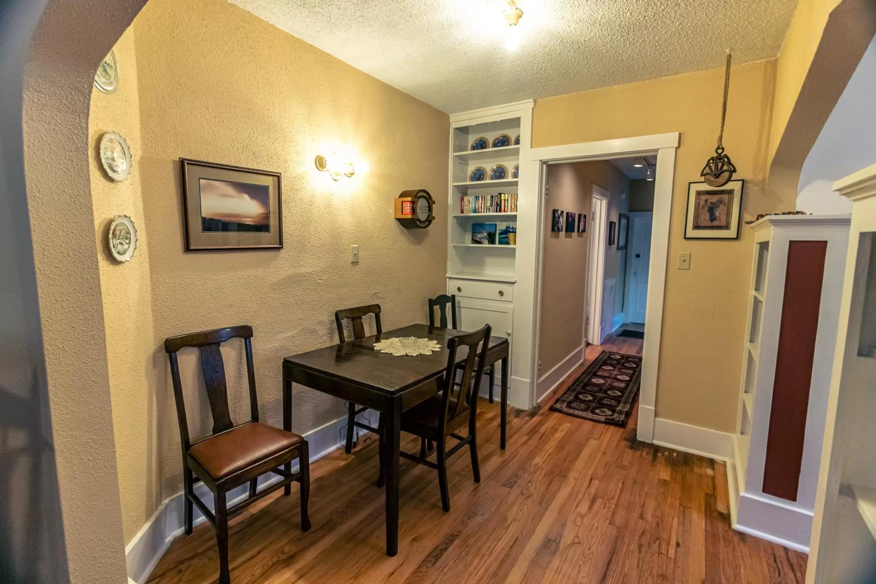 Dining Area in 1899 Inn