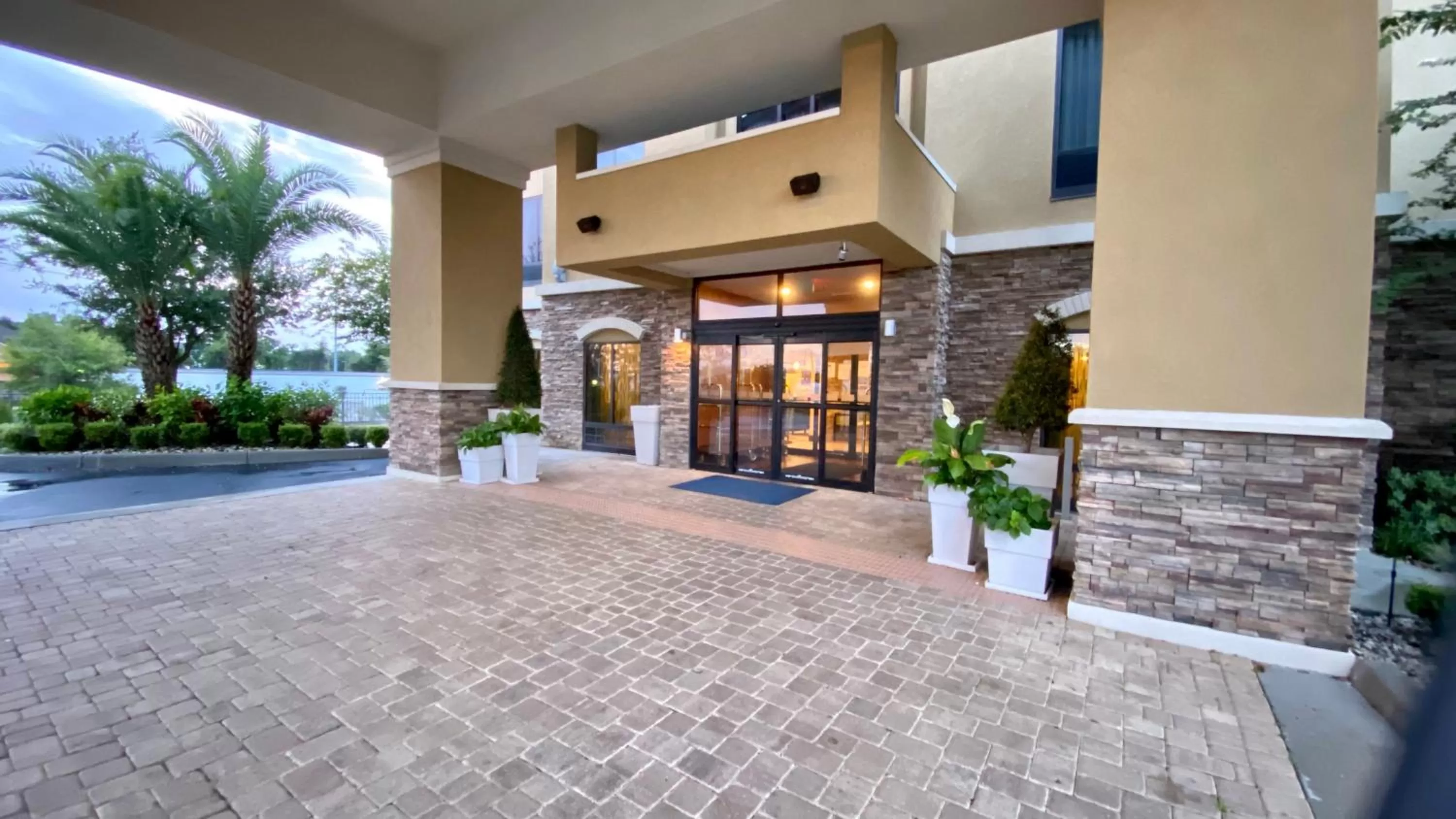 Property building in Holiday Inn Express Hotel & Suites Orlando East-UCF Area by IHG