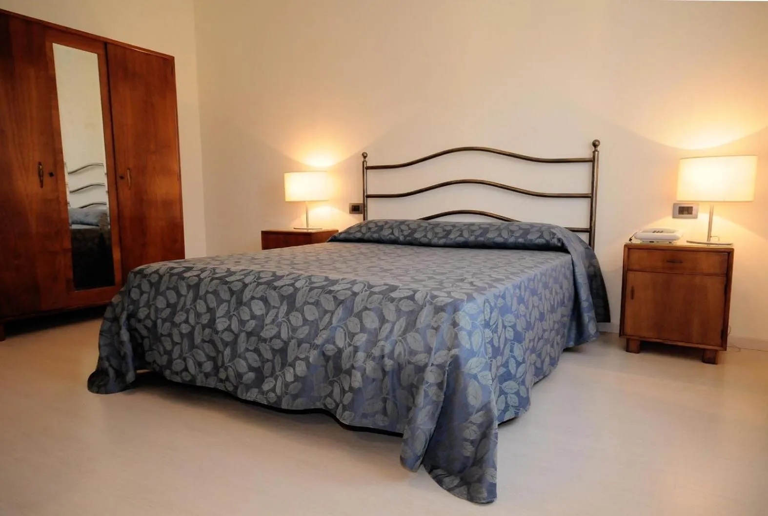 Bed in Hotel Sorriso