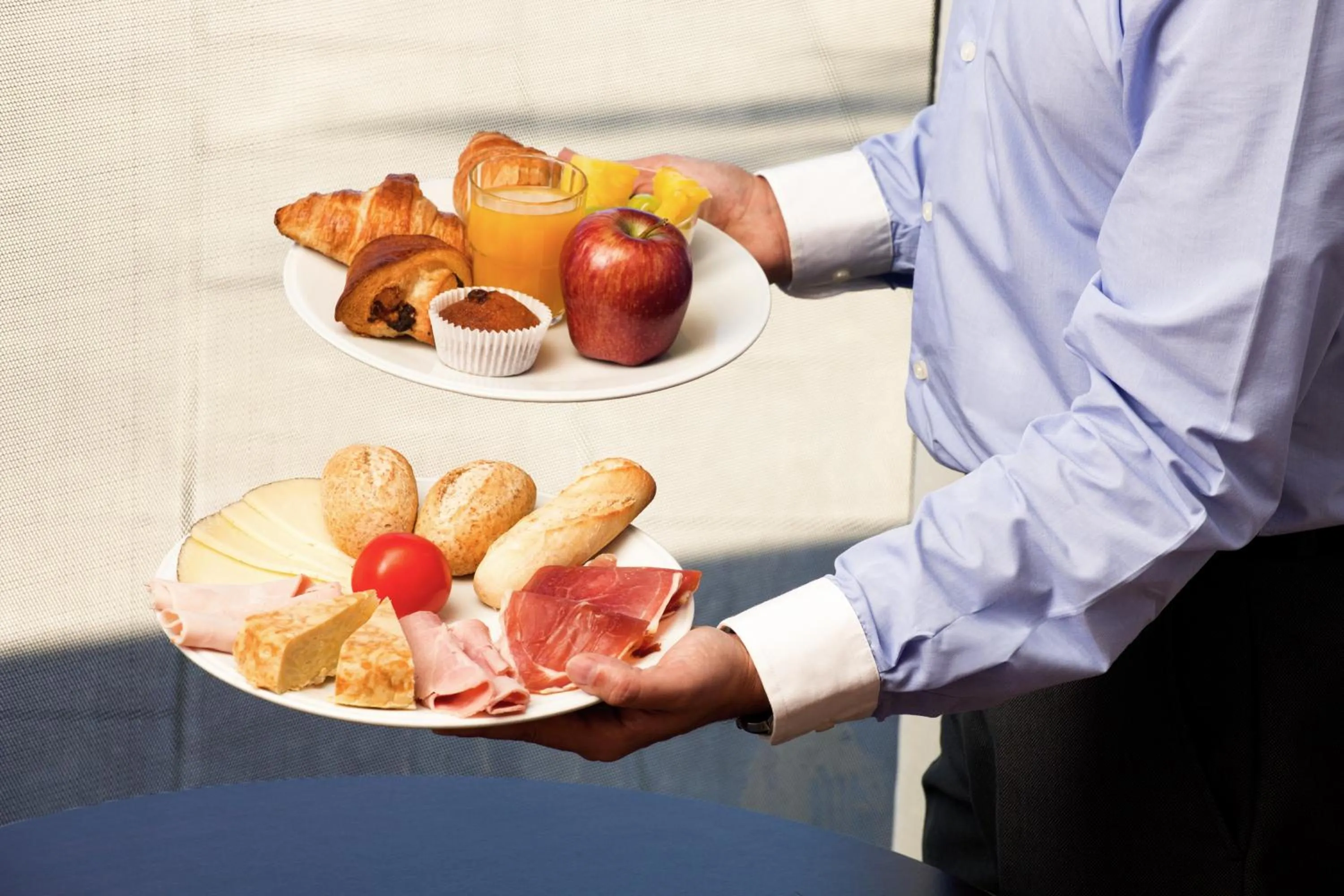 People in Ibis Barcelona Meridiana