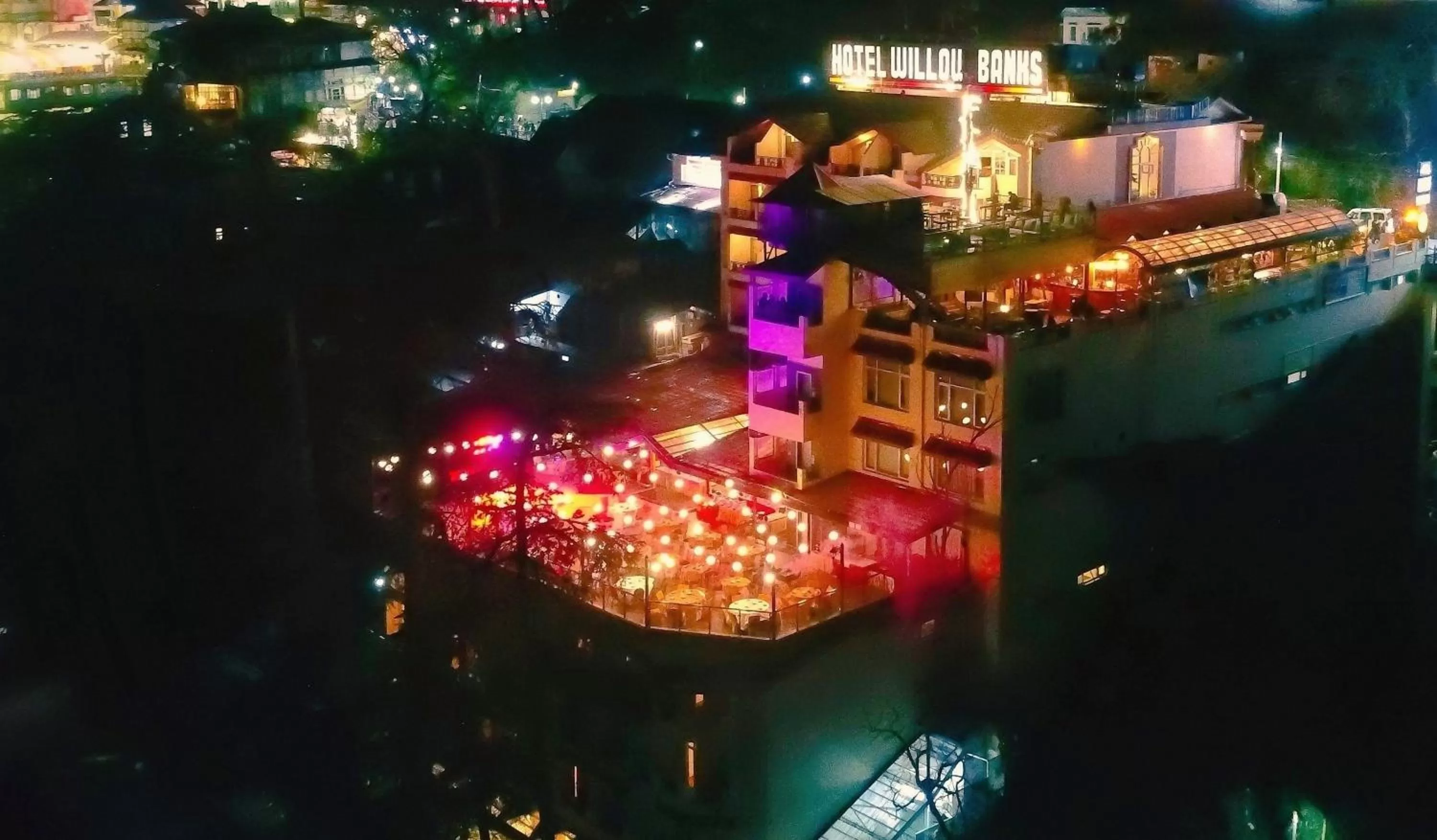 Property building in Hotel Willow Banks Shimla