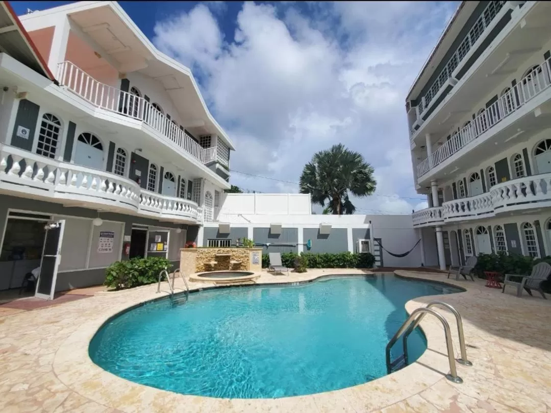 Swimming pool in The Village Inn