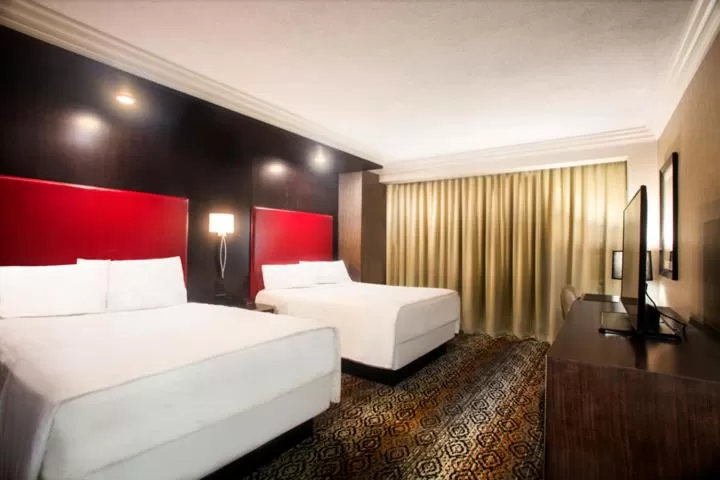 Caesars Southern Indiana, A Caesars Destination