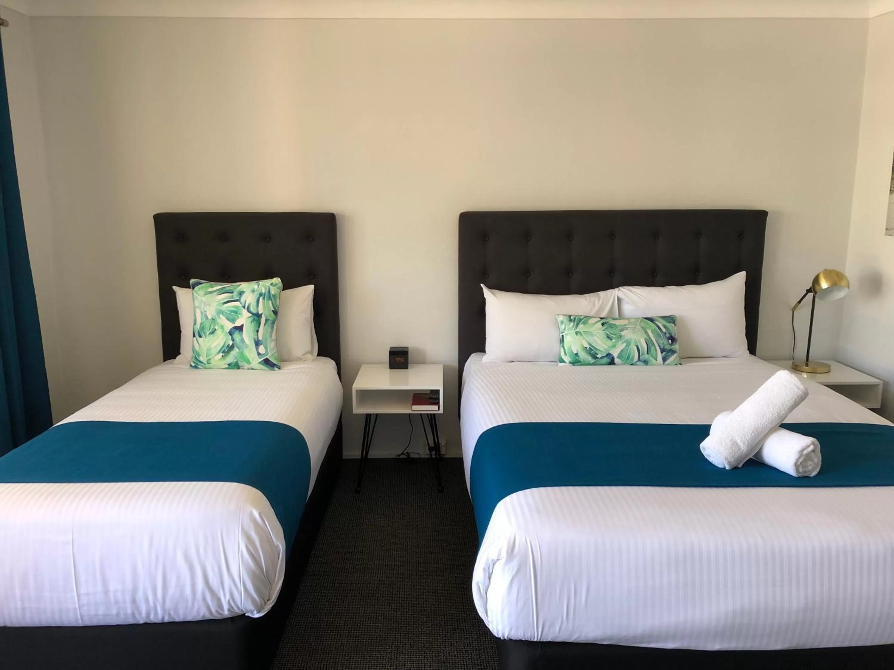 Bed in Araluen Motor Lodge