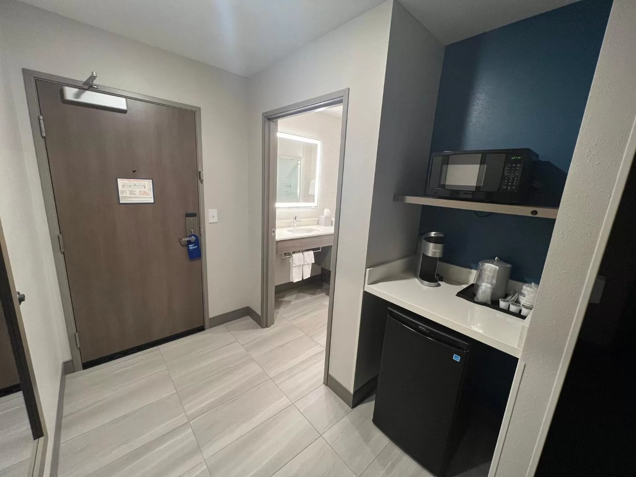 Photo of the whole room in Holiday Inn Express & Suites - Tomah by IHG