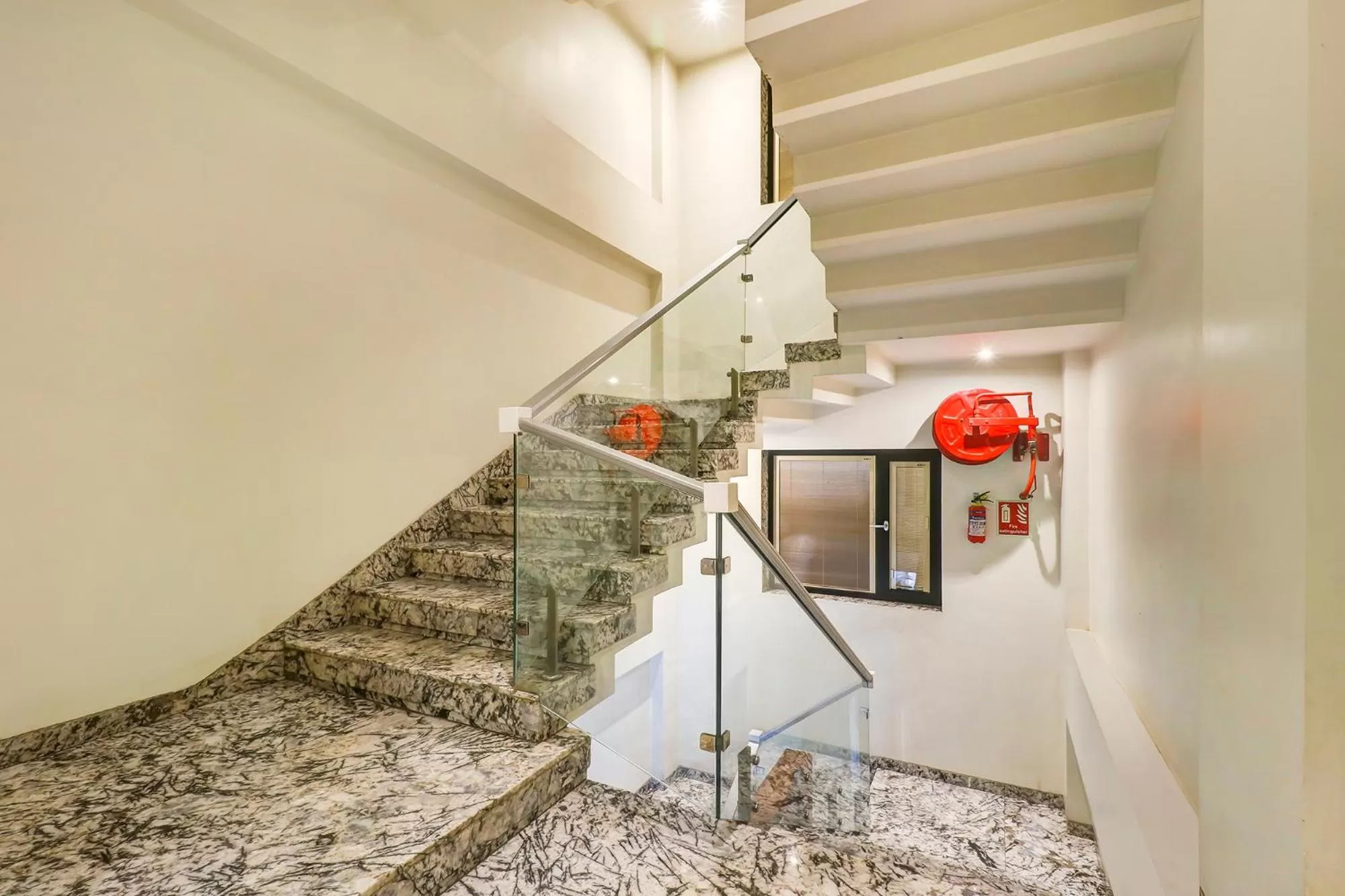 Lobby or reception in FabHotel Prime Oasis Blue - Near Chetak Bridge