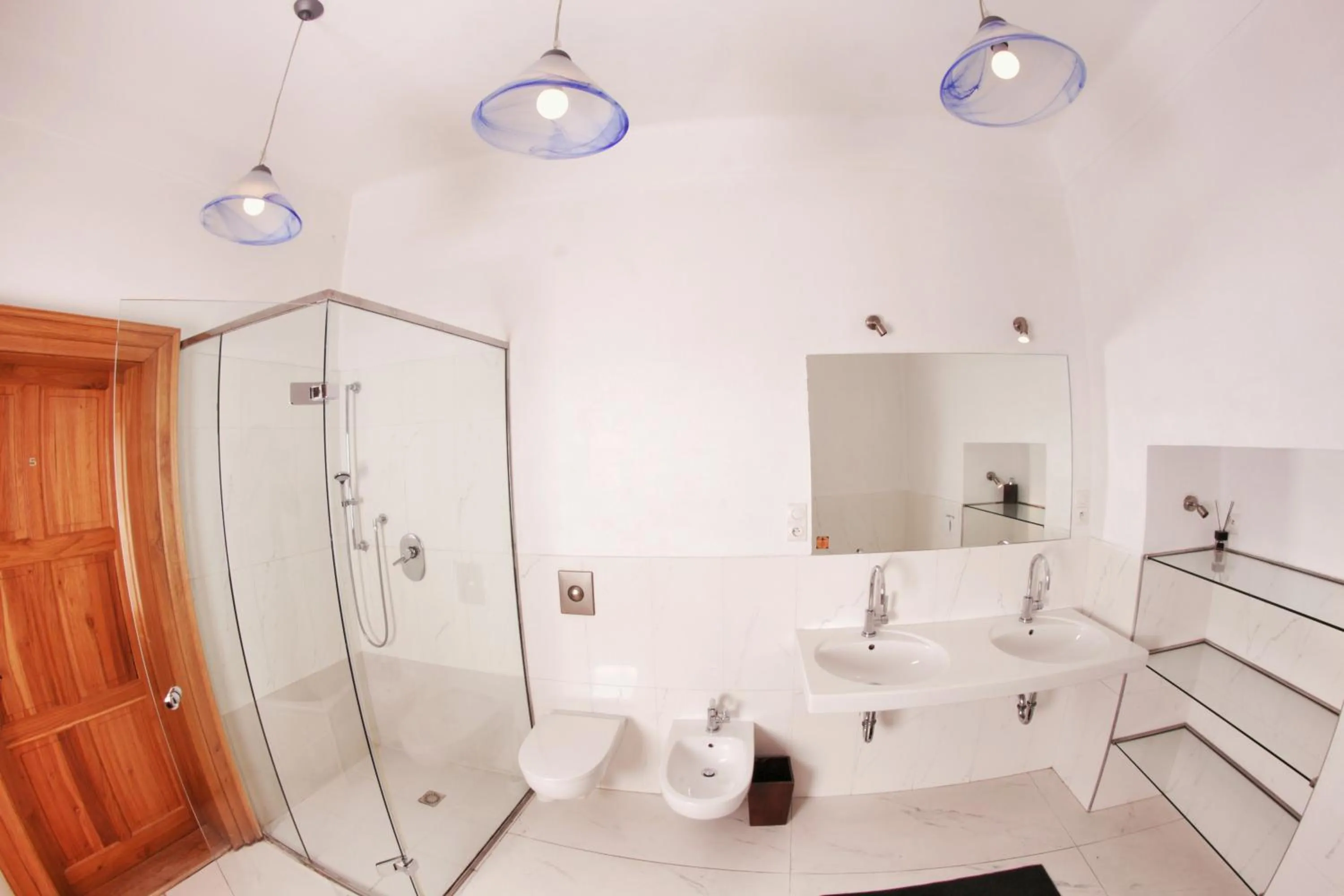 Bathroom in Hostel HOMEr - Old Town Square