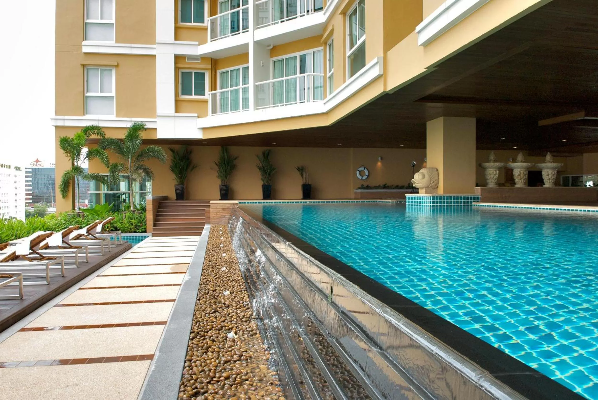 Swimming pool in The Narathiwas Hotel & Residence Sathorn Bangkok
