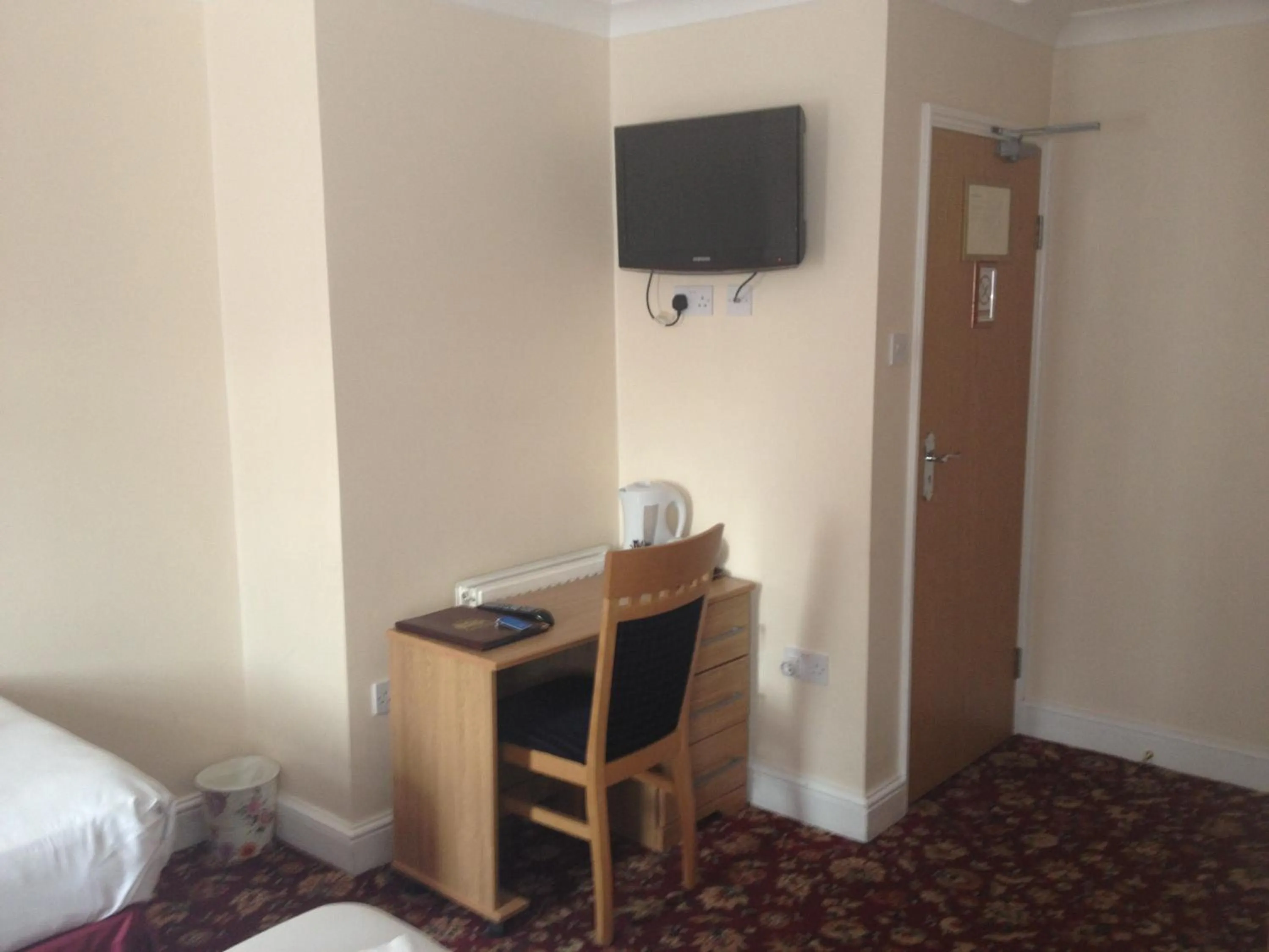 Bedroom, Bed in Park Hotel