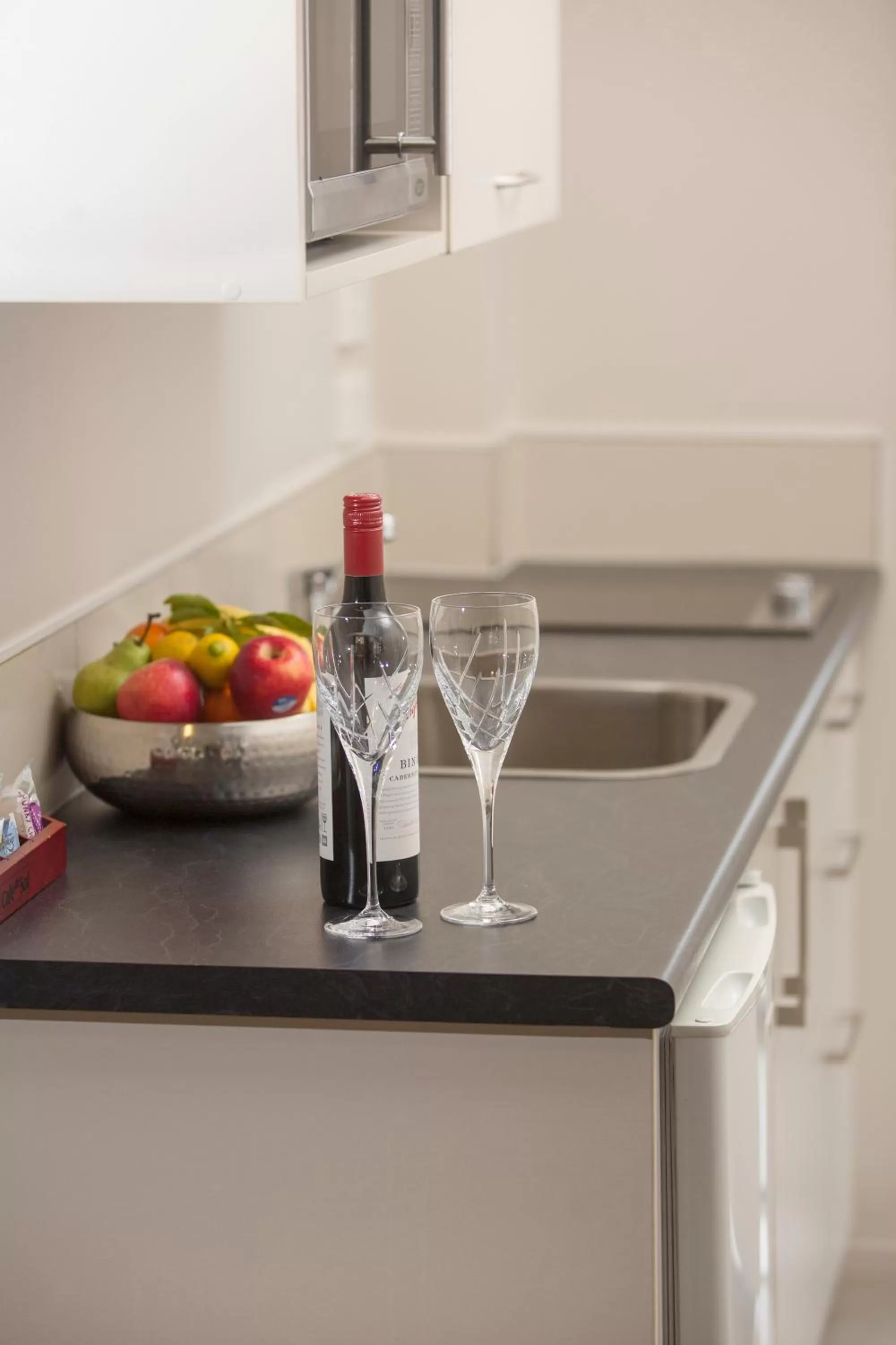 Kitchen or kitchenette in Vita Nova Motel