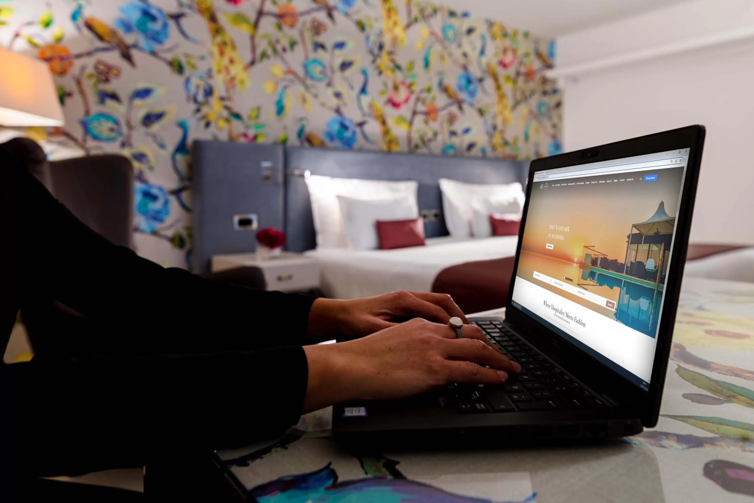 Photo of the whole room, Bed in AX The Palace