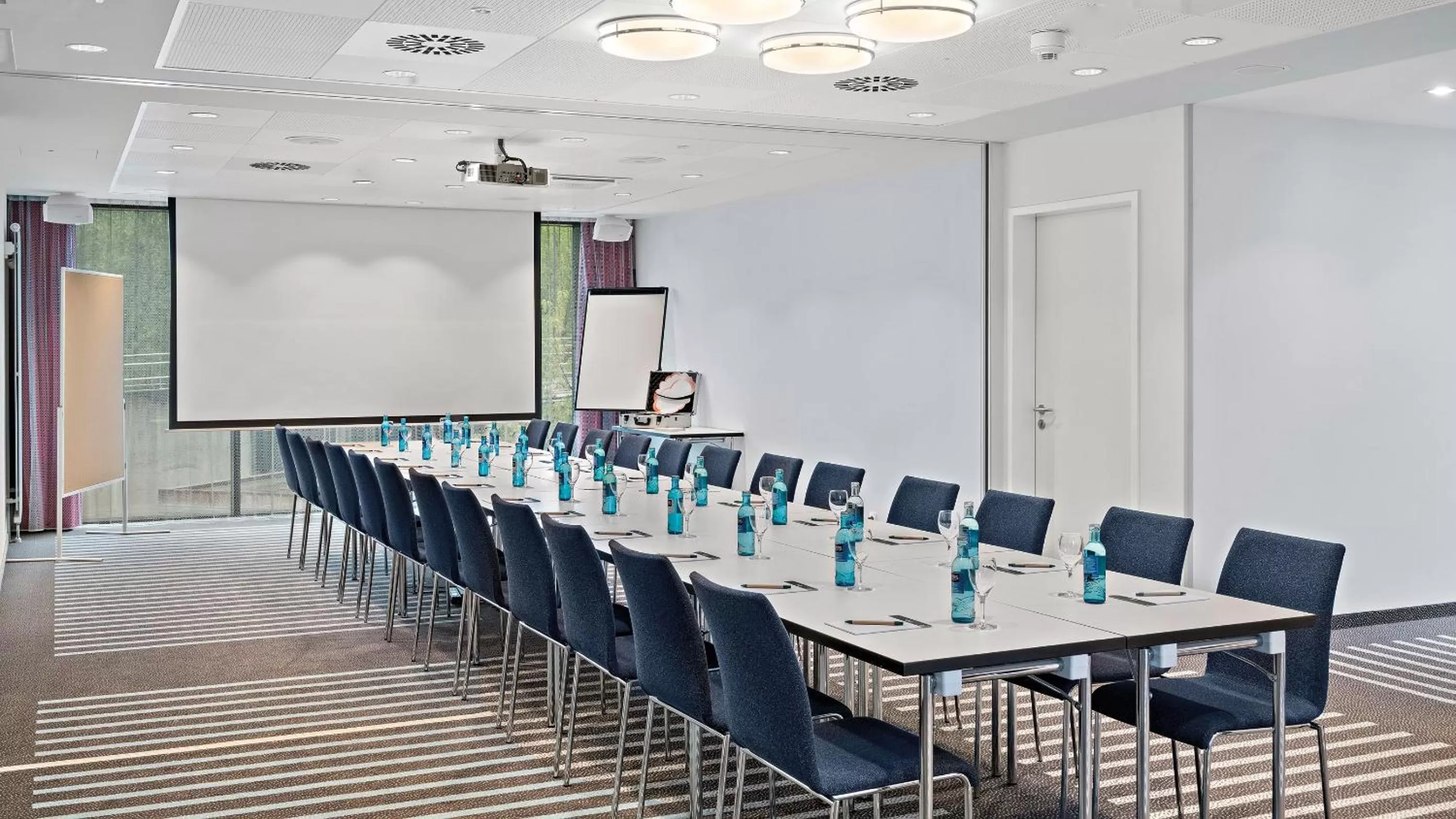 Meeting/conference room in Hey Lou Hotel Friedrichshafen