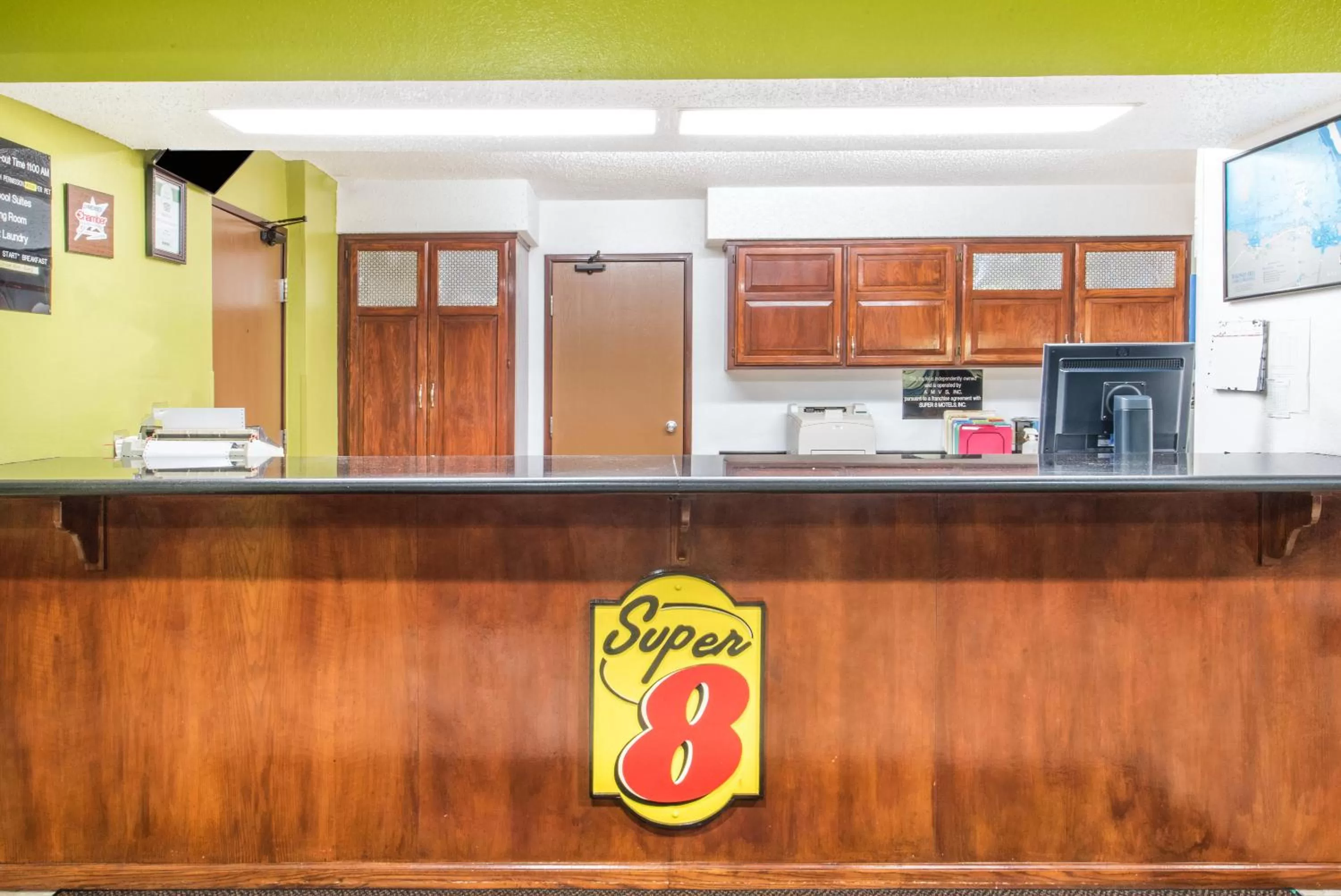 Lobby or reception in Super 8 by Wyndham Harlingen TX