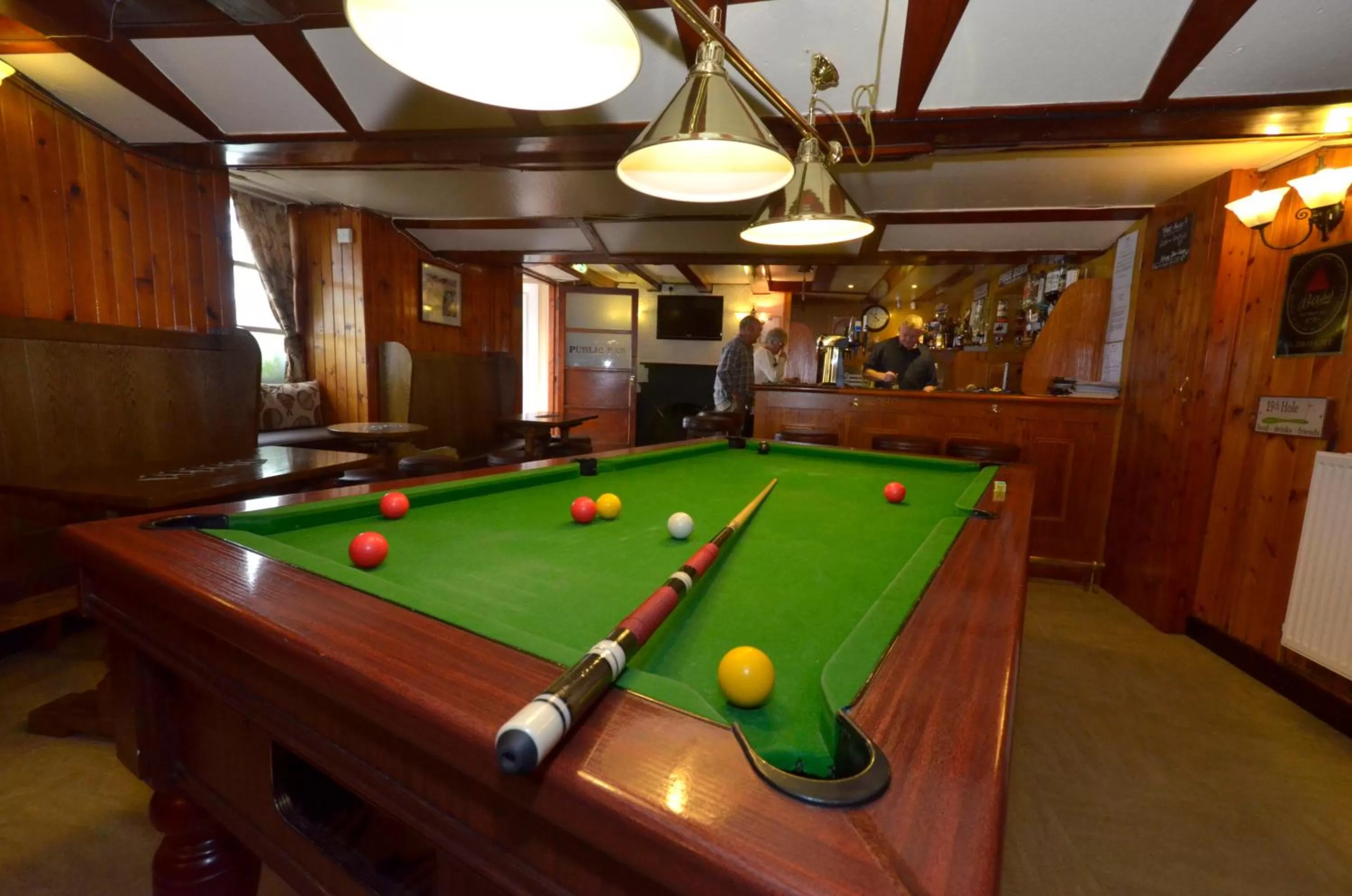 Lounge or bar in Auld Cross Keys Inn