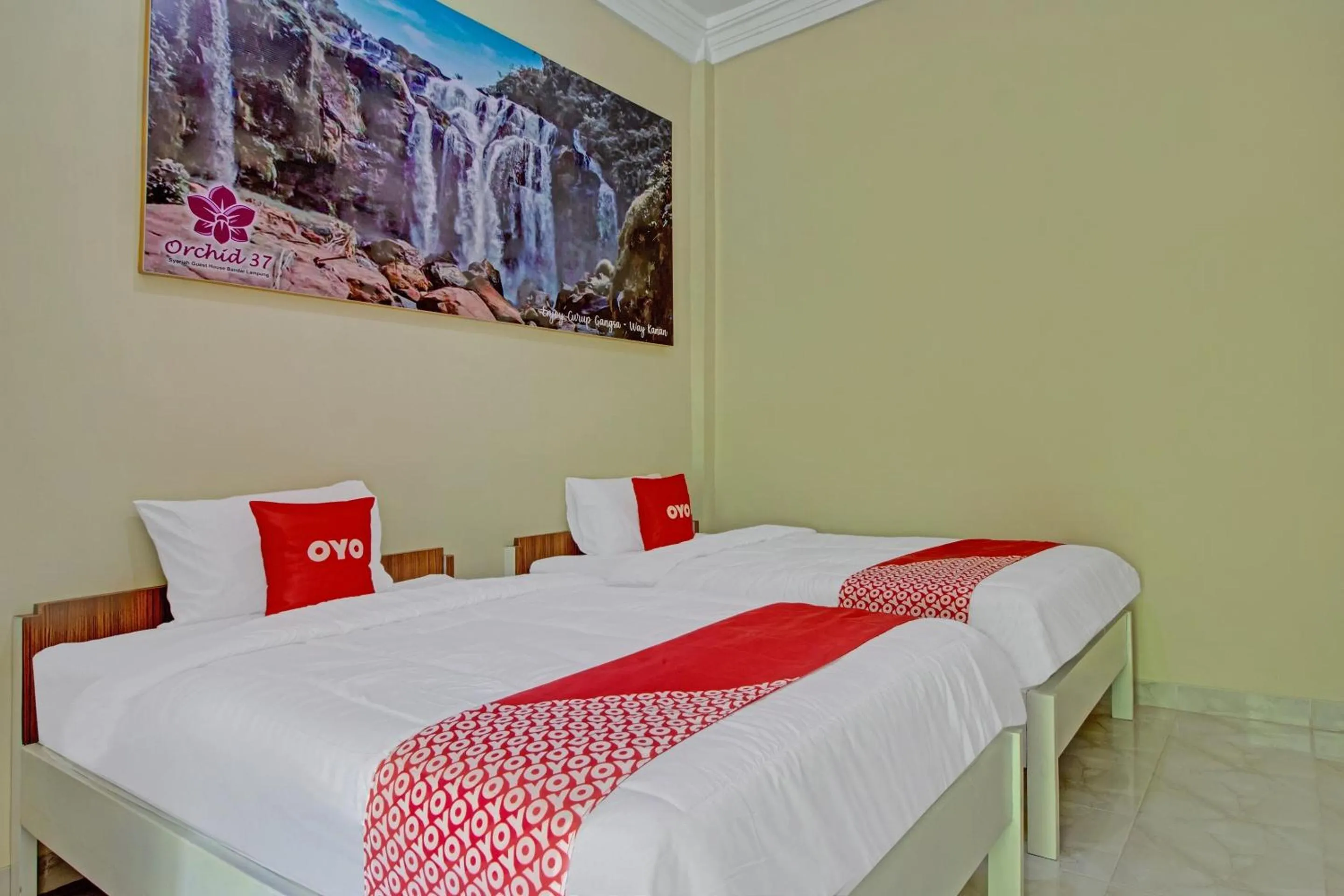 Bedroom, Bed in OYO 3774 Orchid 37 Syariah Guest House