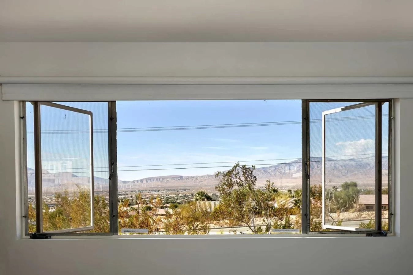 Mountain view in Sagewater Hotel