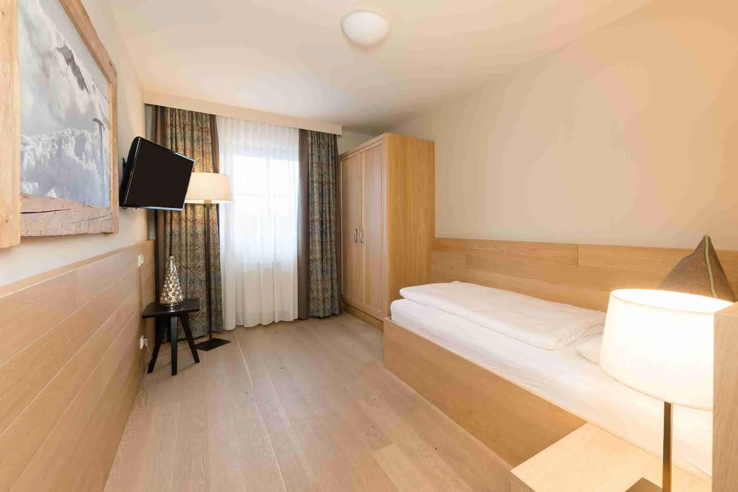 Bed in Alpeiner - Nature Resort Tirol