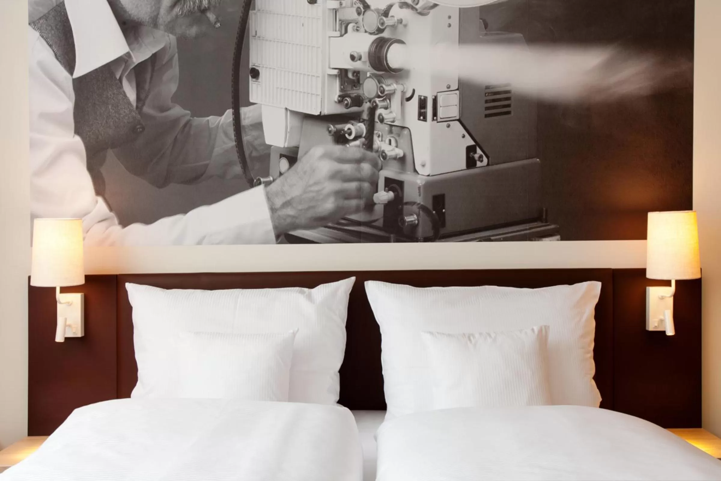 Decorative detail, Bed in Vienna House Easy by Wyndham München