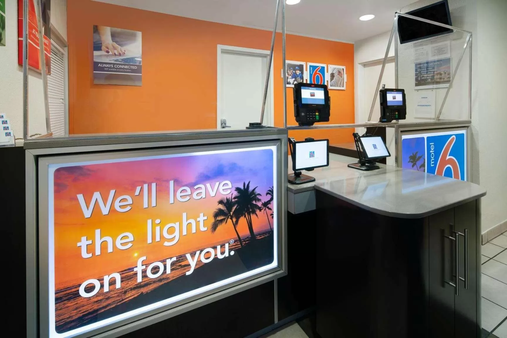 Lobby or reception in Motel 6-Arcadia, CA - Los Angeles - Pasadena Area