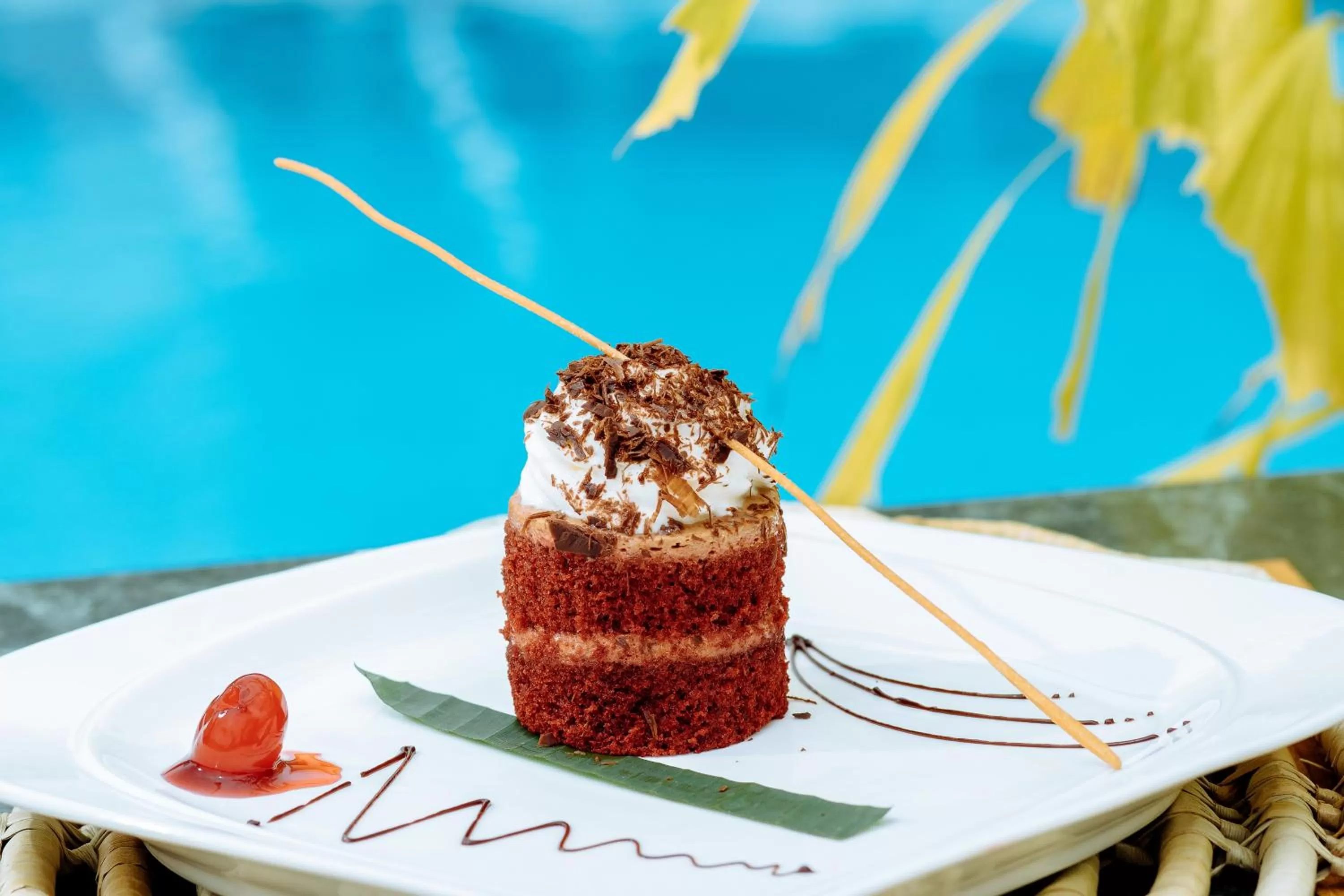 Food and drinks in Bay Gardens Marina Haven