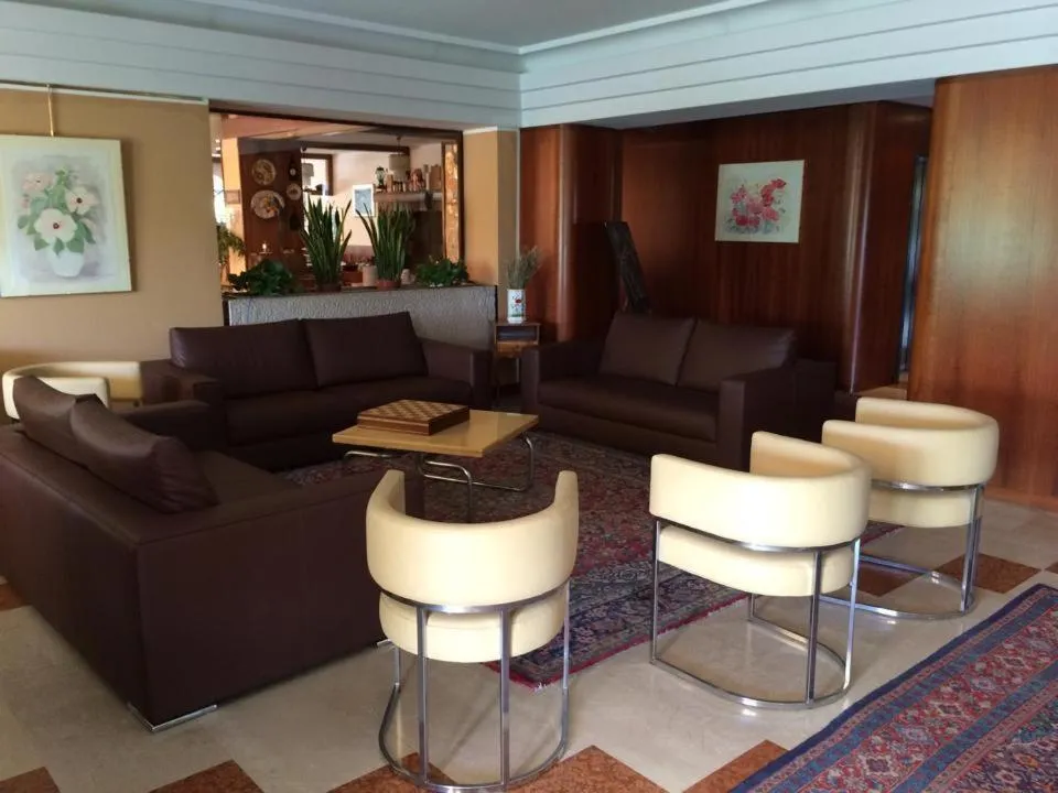 Lobby or reception in Parc Hotel Casa Mia