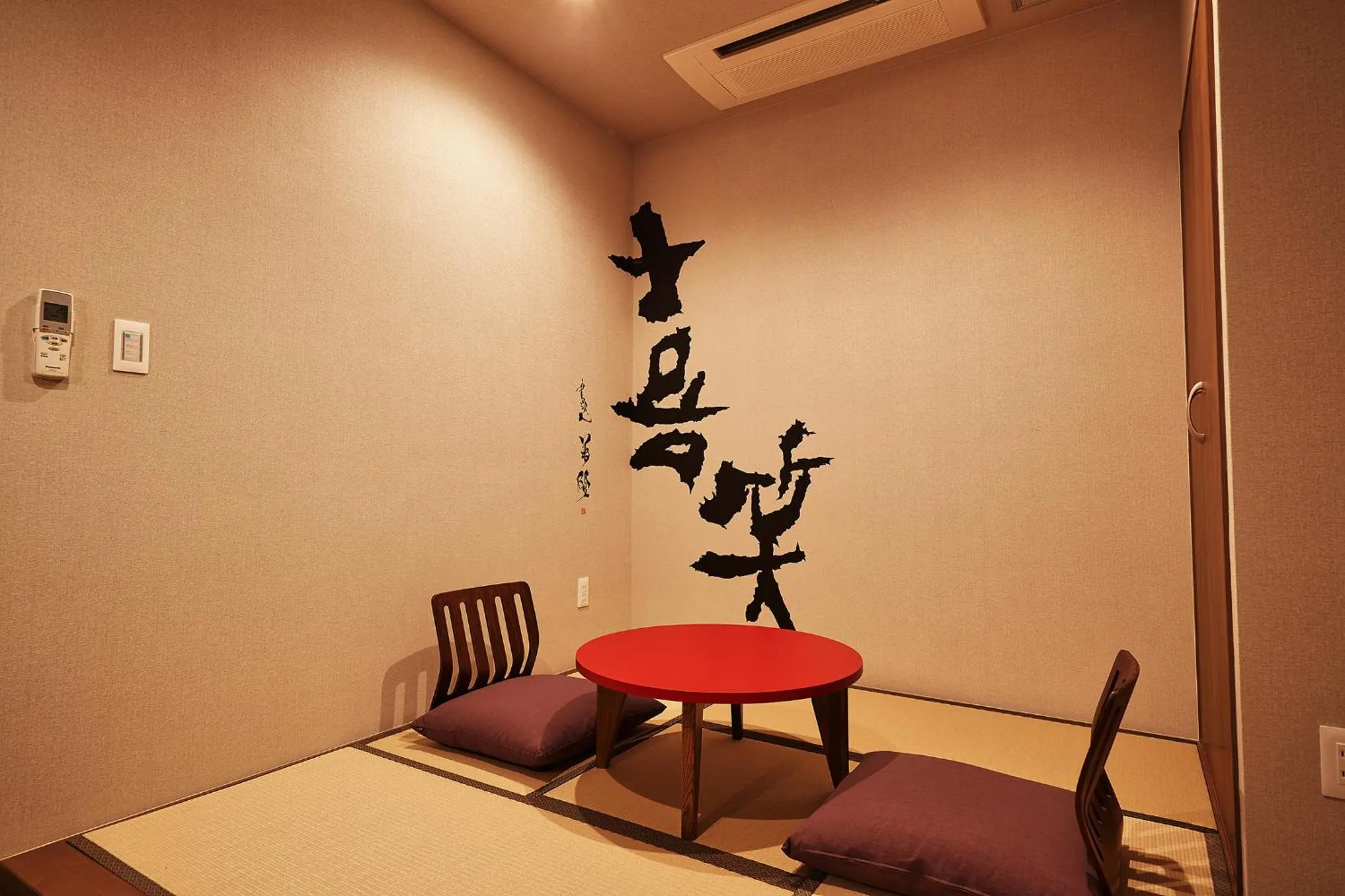 Y's Inn Naha Oroku Ekimae