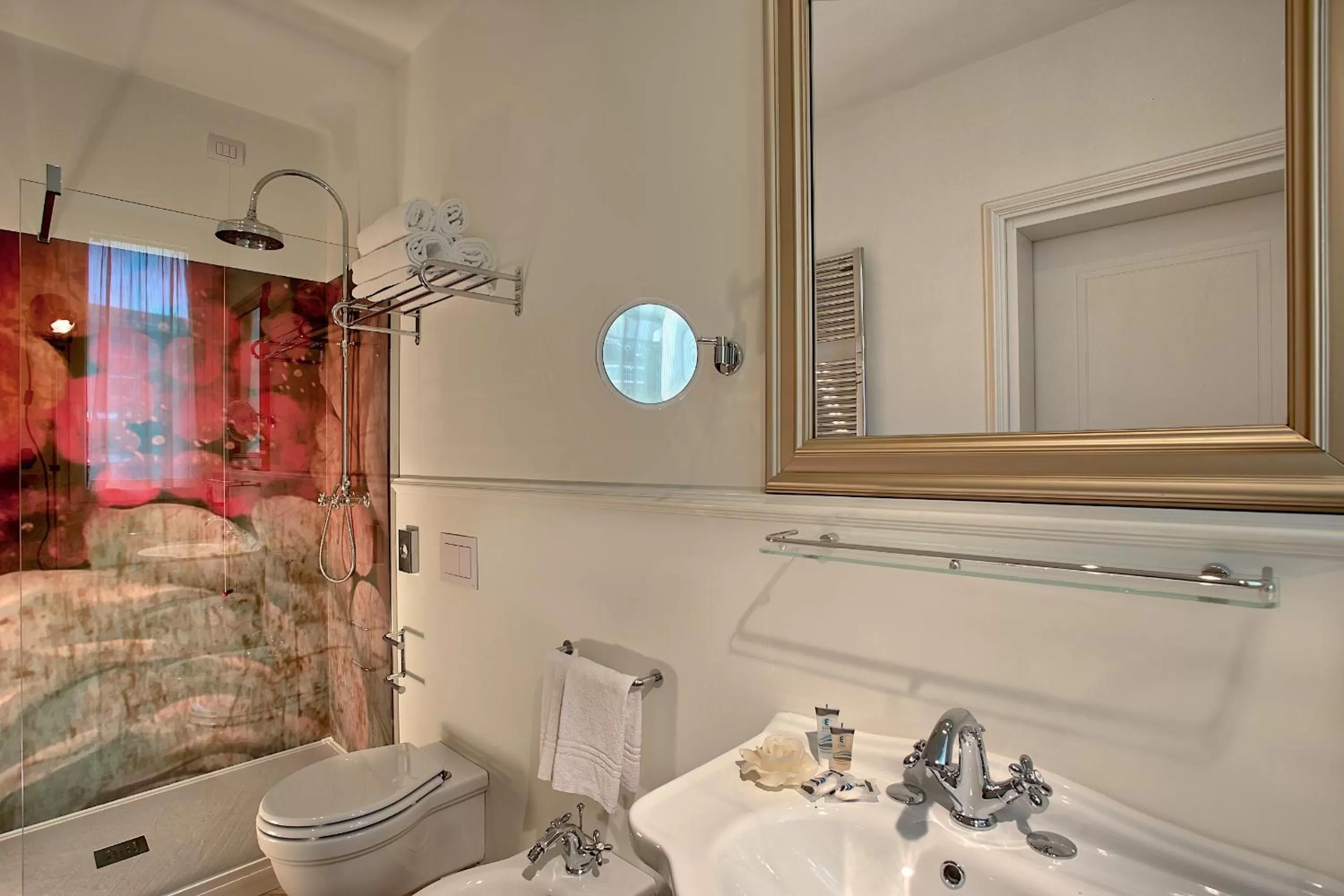 Shower in Hotel Eliseo Terme