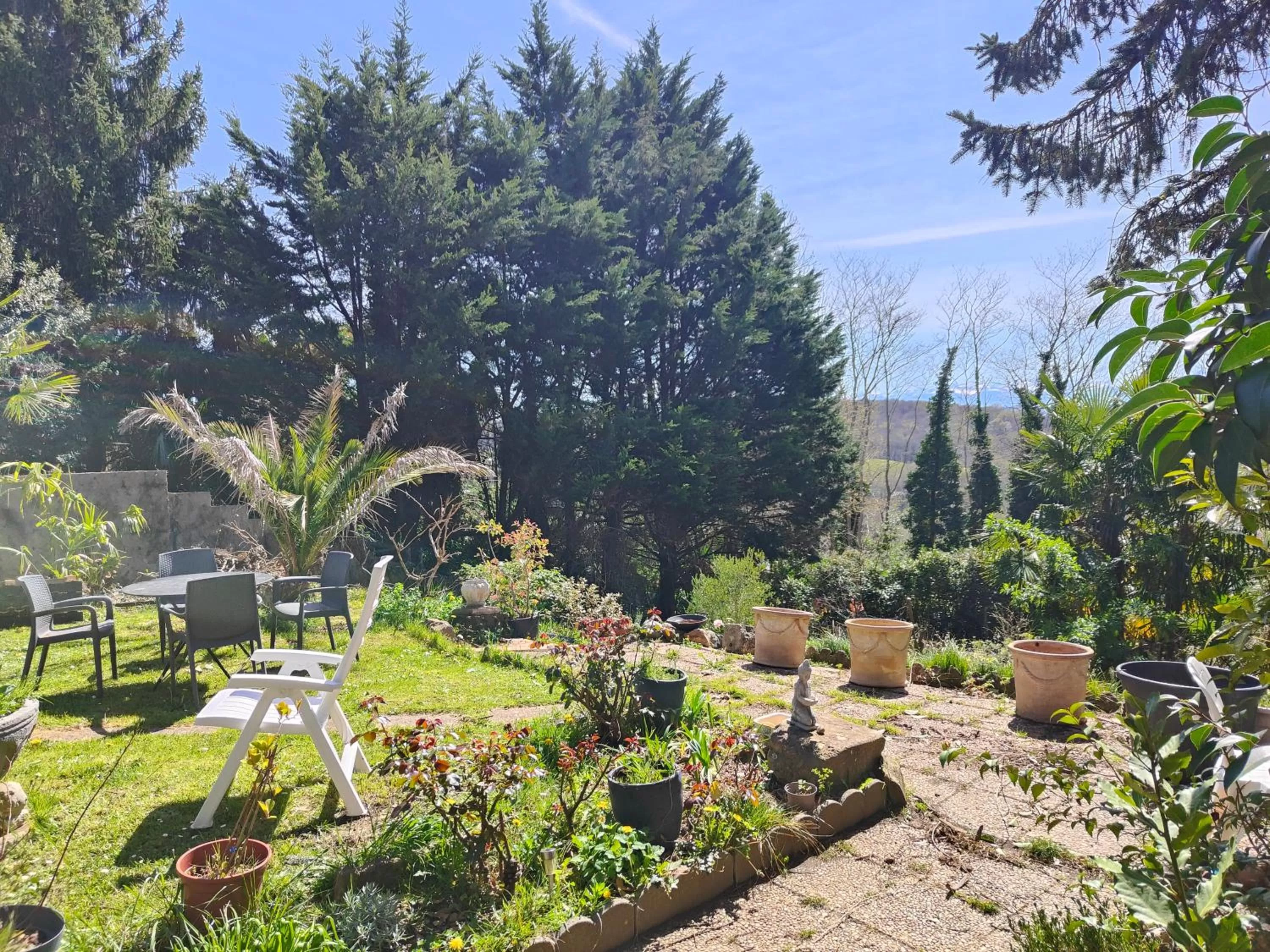 Natural landscape, Garden in Le Chat Botté Chambres et Table d'hôte sur réservation