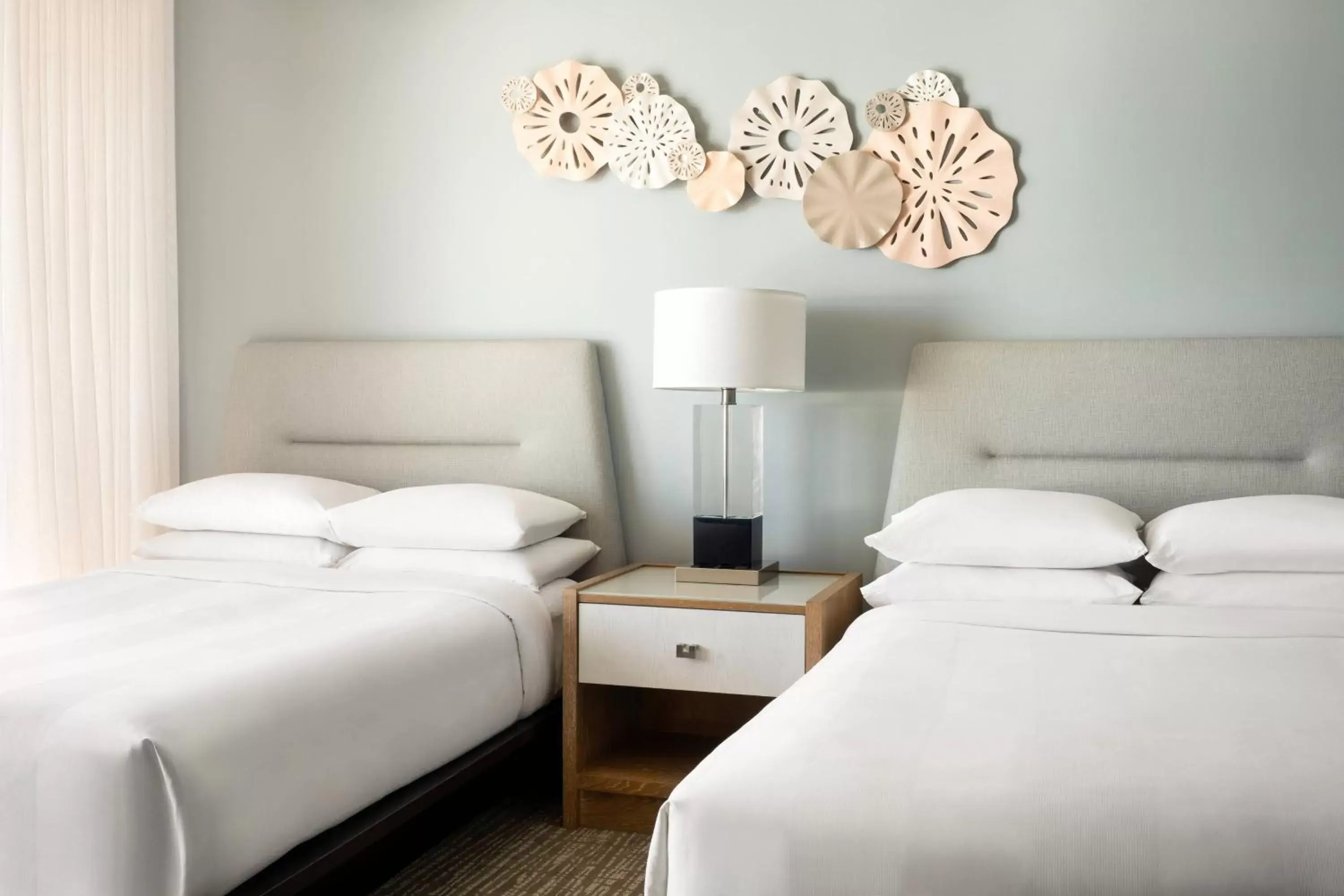 Junior Corner Suite with Two Double Beds - Oceanfront in Waikiki Beach Marriott Resort & Spa Junior Corner Suite with Two Double Beds - Oceanfront in Waikiki Beach Marriott Resort & Spa