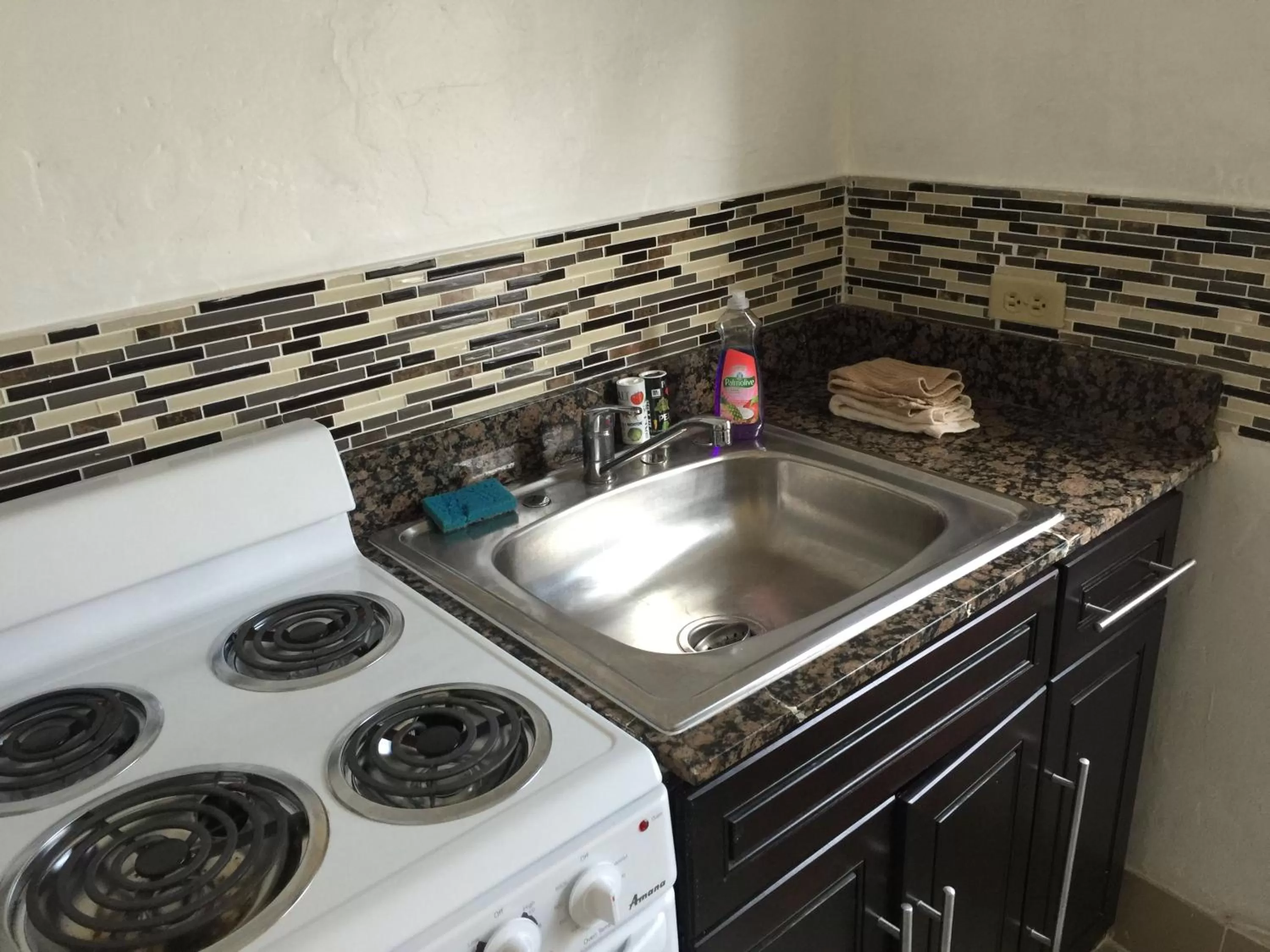 Kitchen or kitchenette in Pelican By The Sea