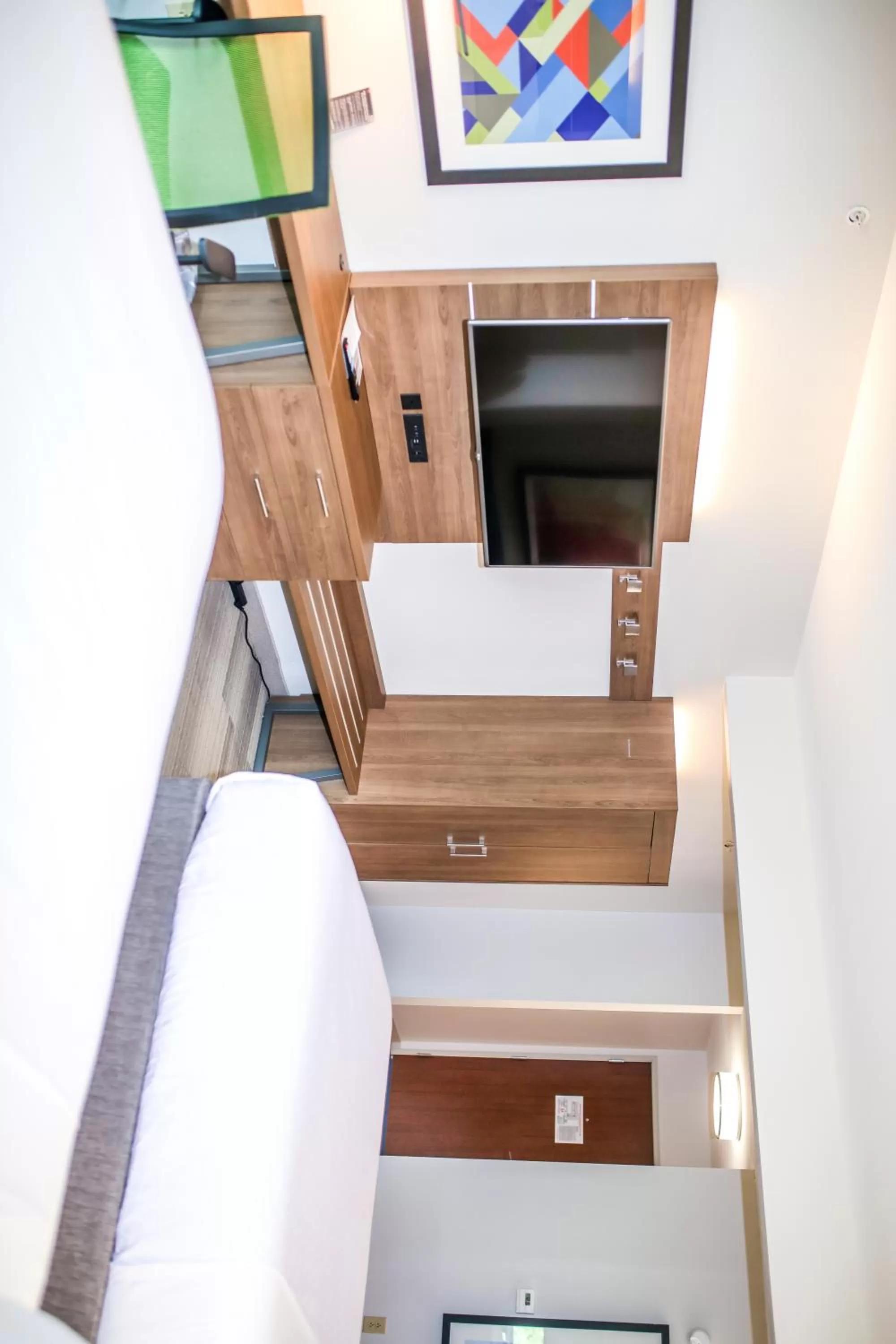 Holiday Inn Express Hotel & Suites Memphis/Germantown by IHG