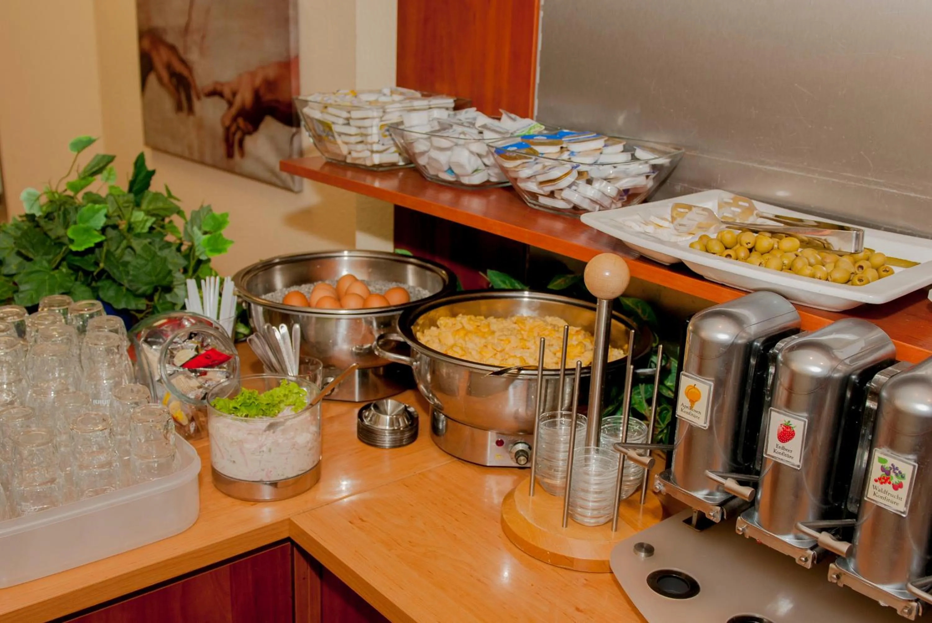 Food and drinks in Hotel Residence am Hauptbahnhof